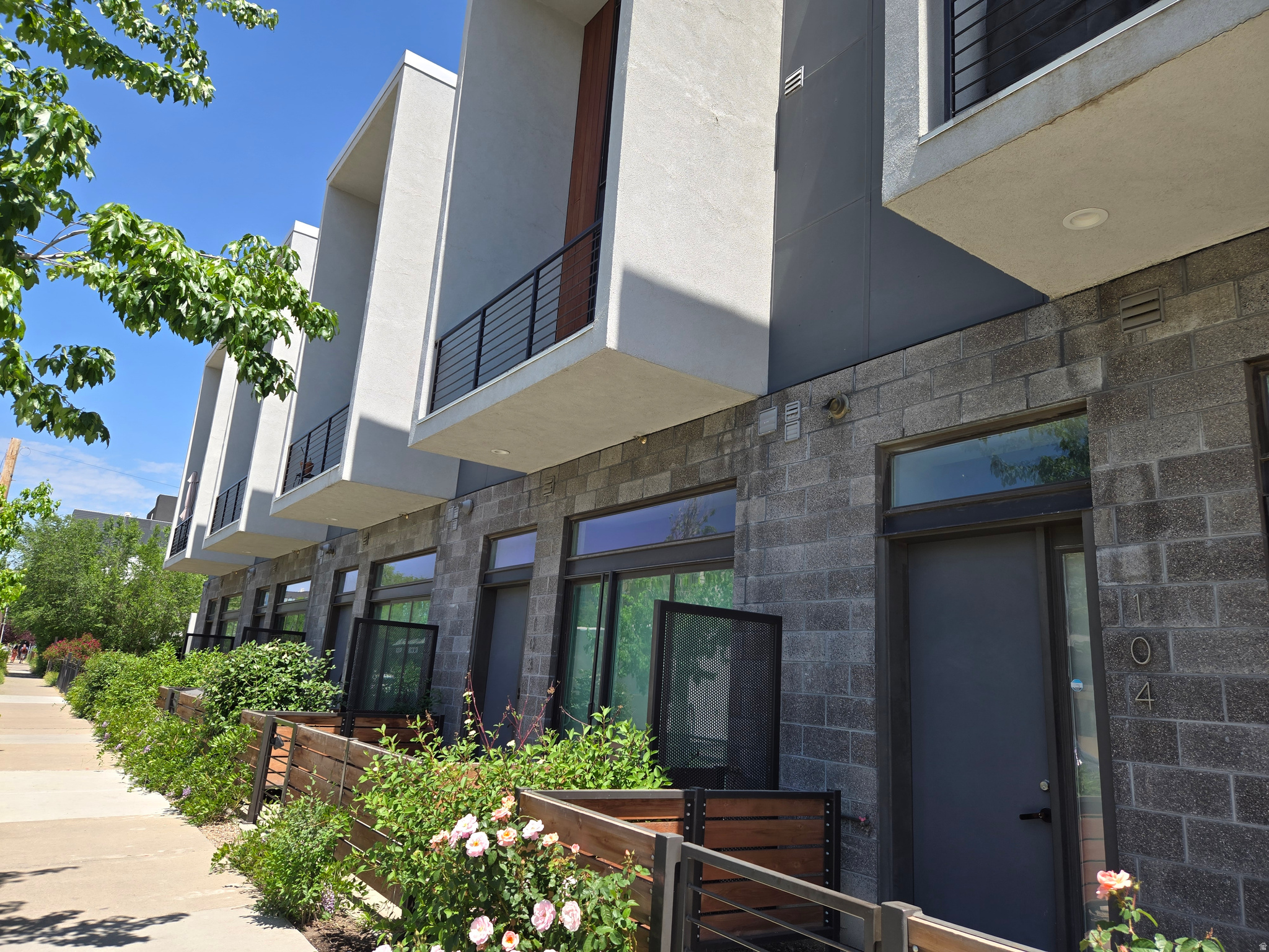 CENTRAL 9 LOFTS - Residential