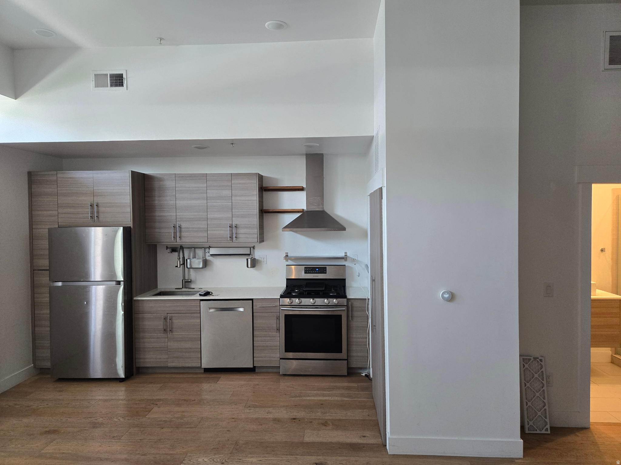 CENTRAL 9 LOFTS - Residential