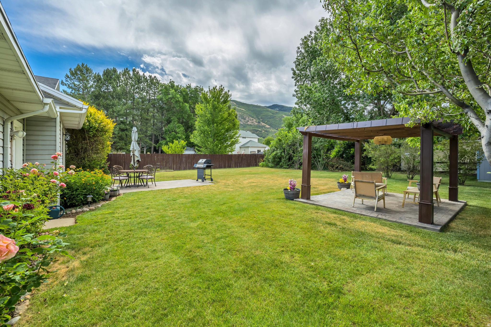 PEACHWOOD ESTATES - Residential