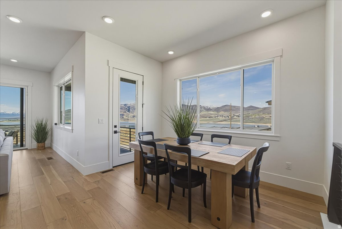 SHORELINE - Residential