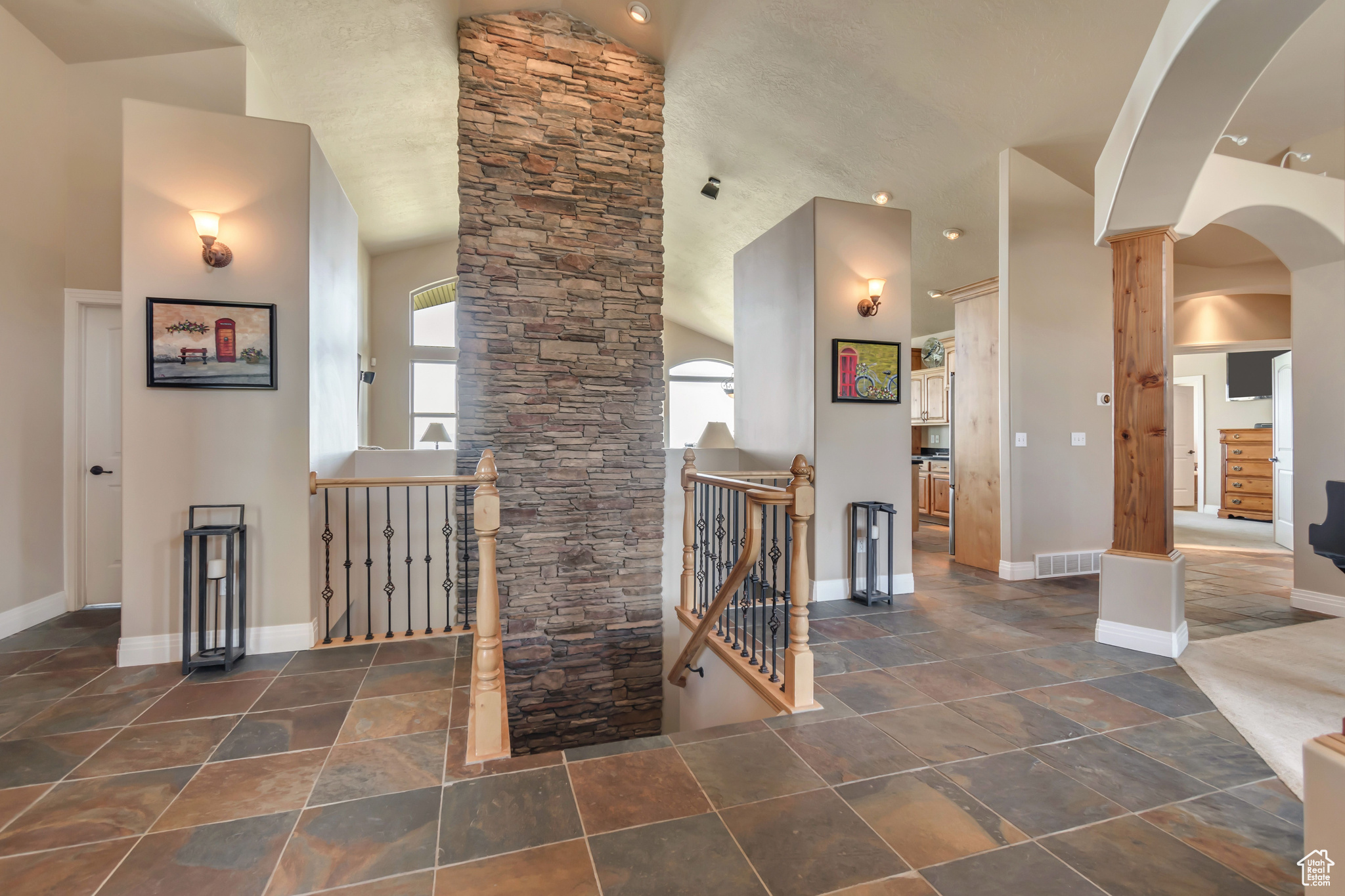 EAGLE CREST NO 1 AT SUNCREST - Residential