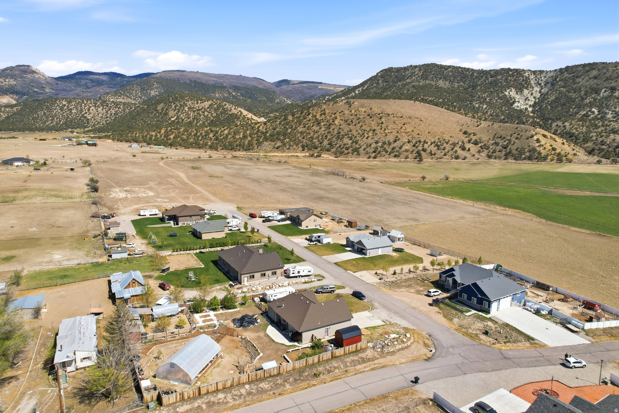 LAKE VIEW ESTATES - Residential