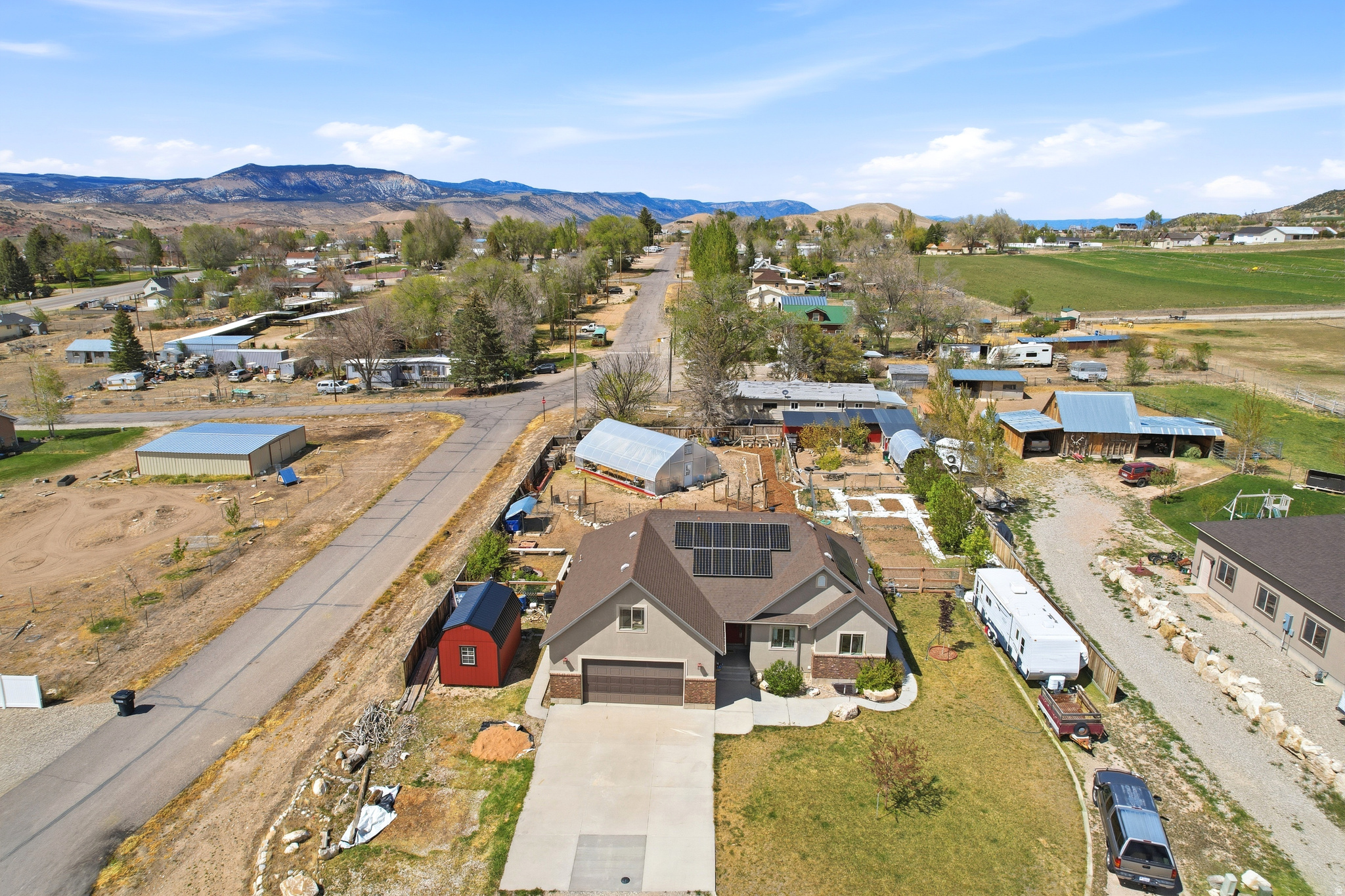 LAKE VIEW ESTATES - Residential