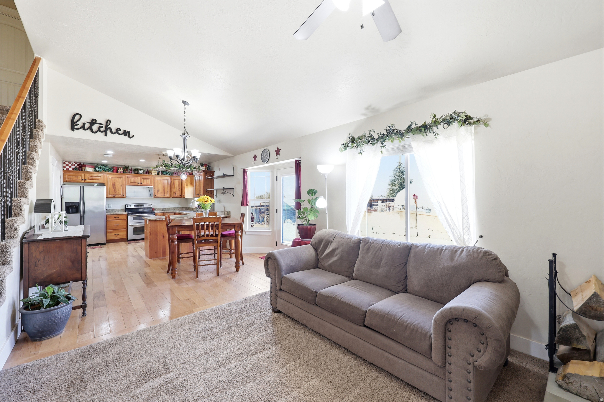 LAKE VIEW ESTATES - Residential