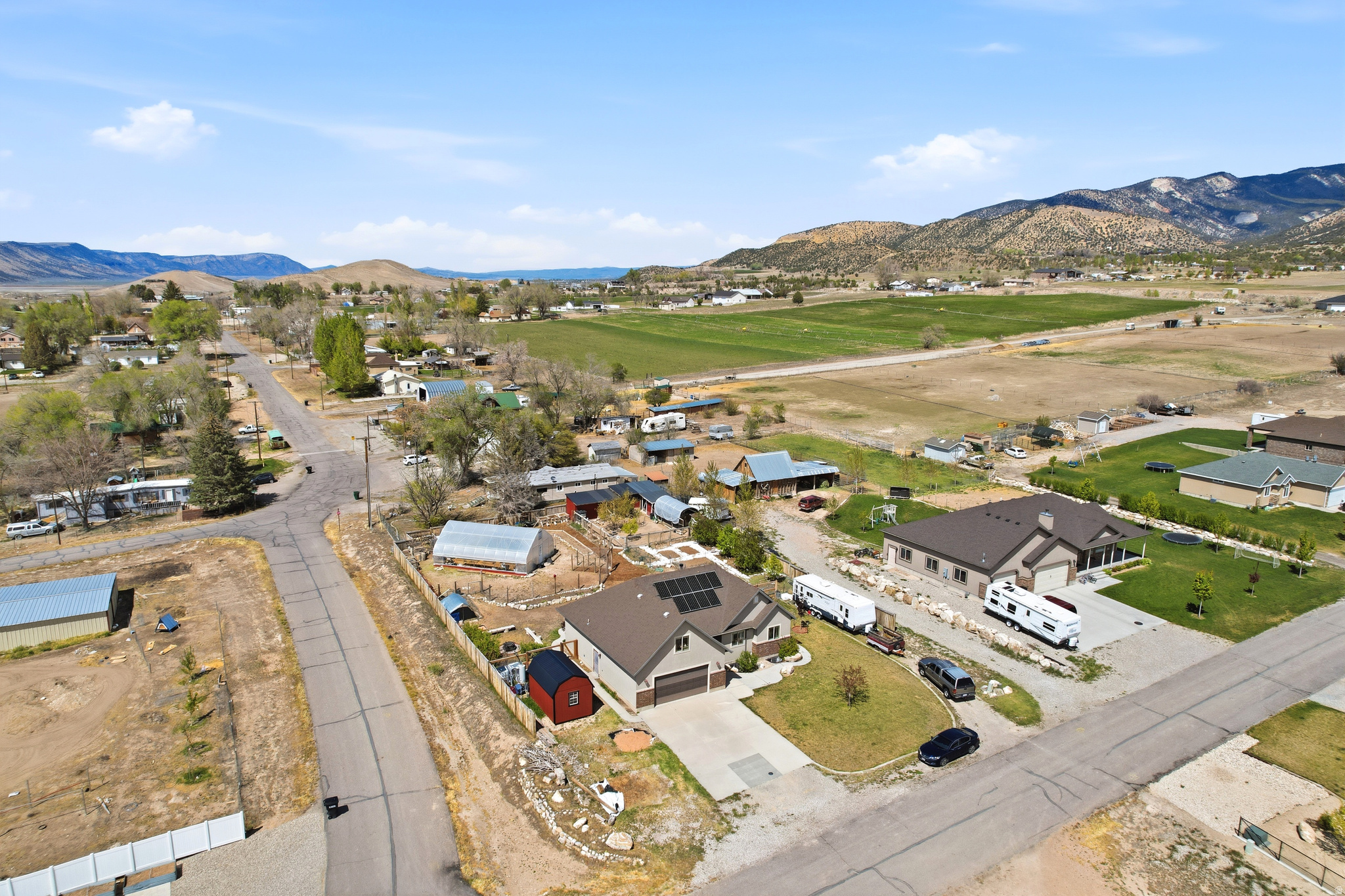 LAKE VIEW ESTATES - Residential