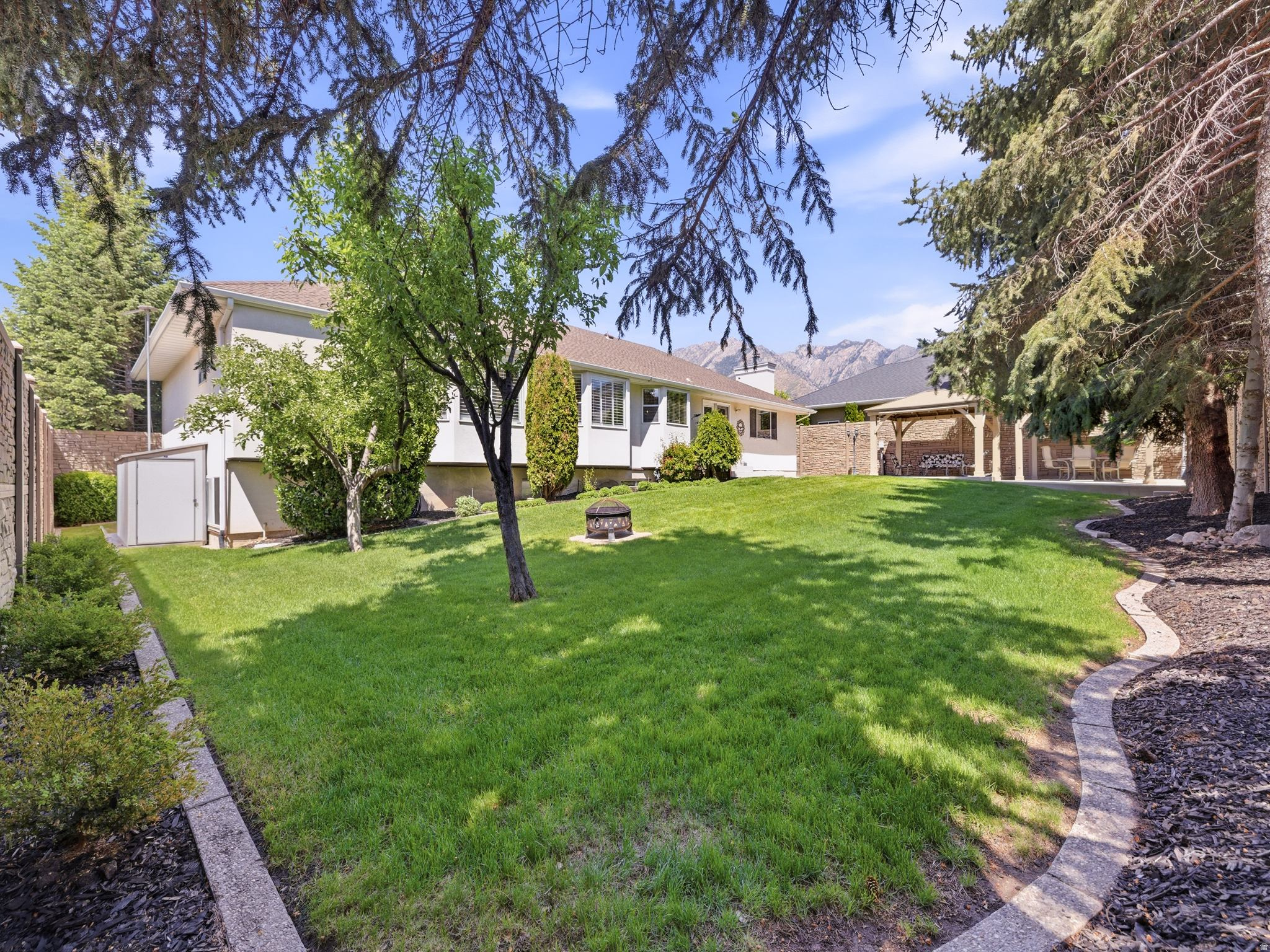 WHITMORE MANOR ESTATES - Residential