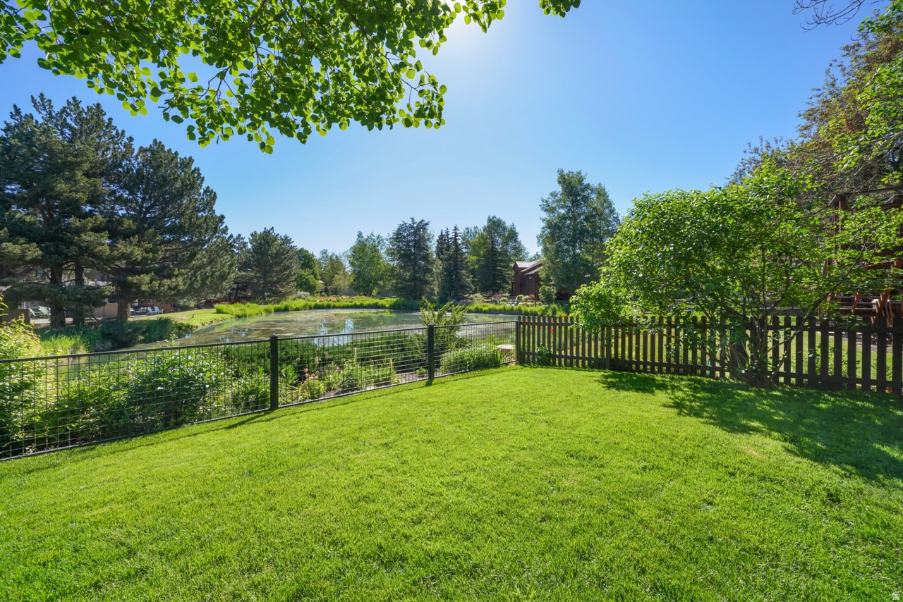 SILVER SPRINGS - Residential