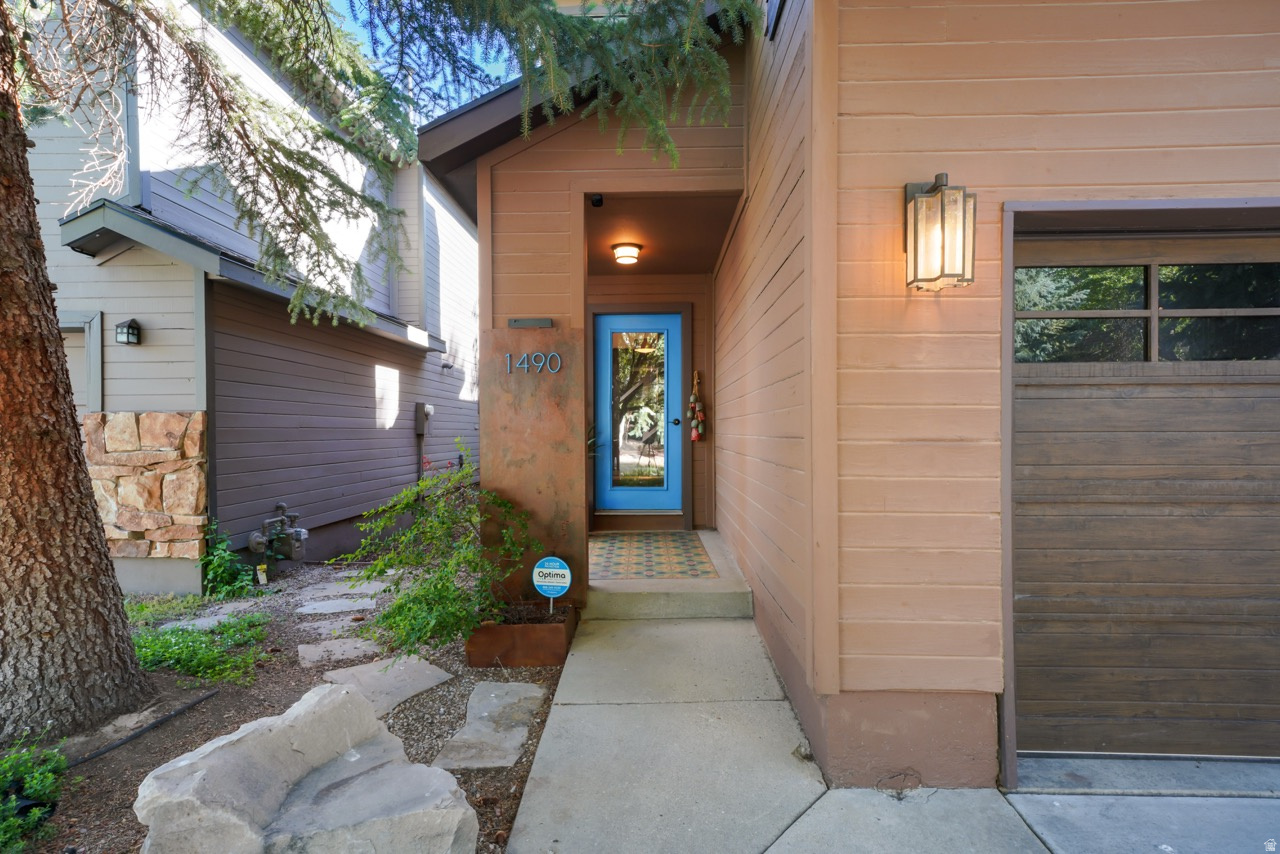 SILVER SPRINGS - Residential