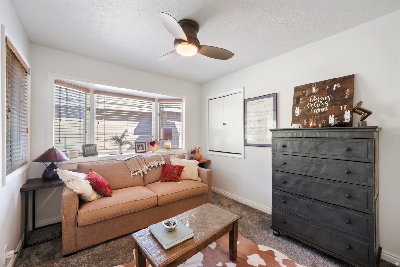 SILVER SPRINGS - Residential