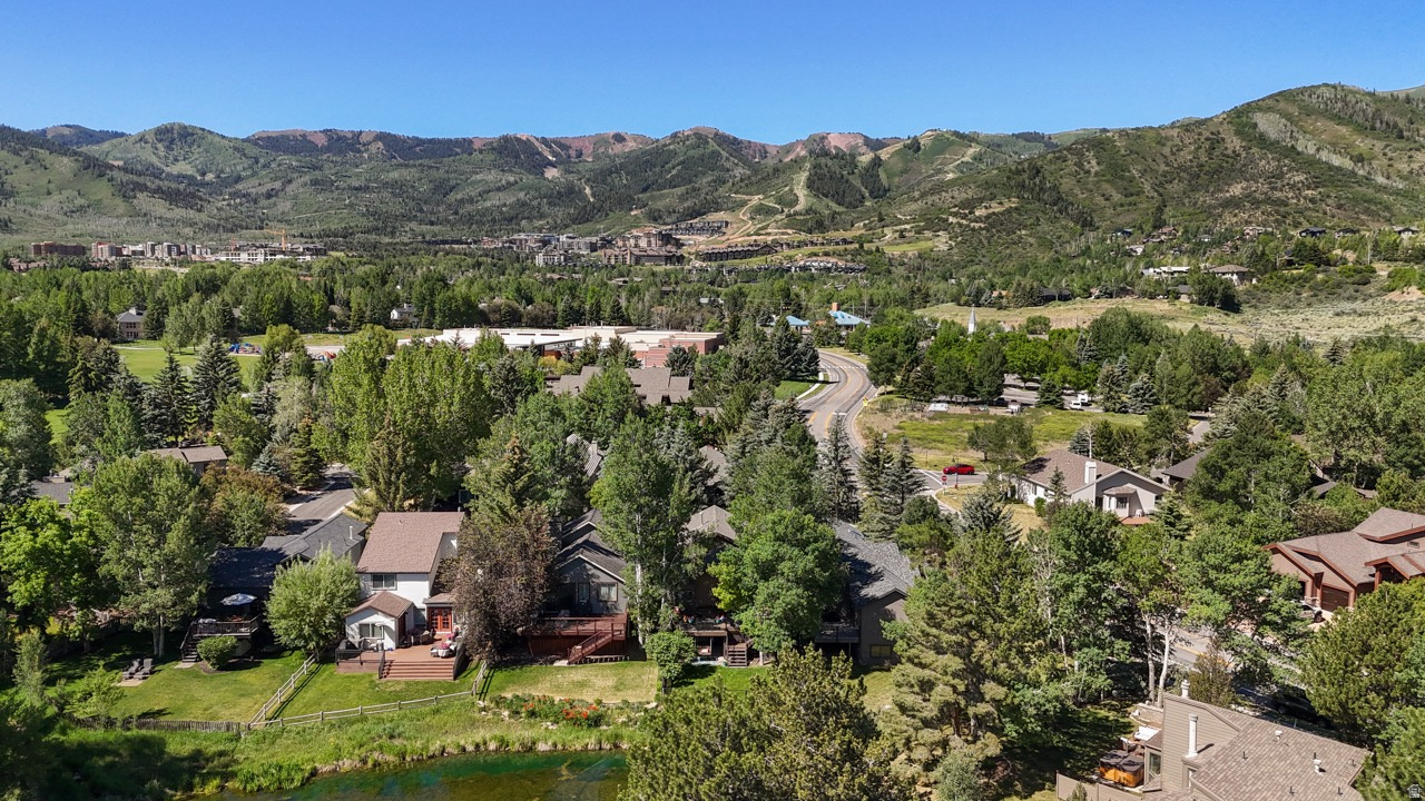 SILVER SPRINGS - Residential