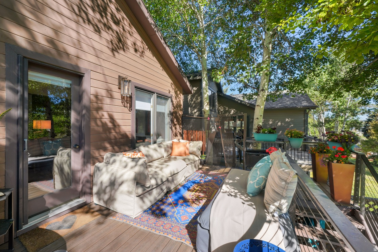 SILVER SPRINGS - Residential