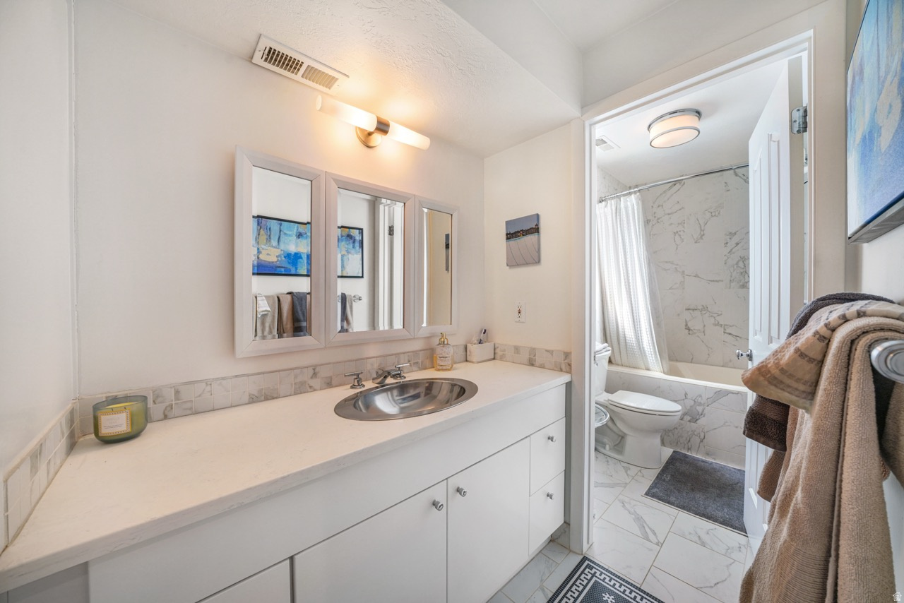 SILVER SPRINGS - Residential