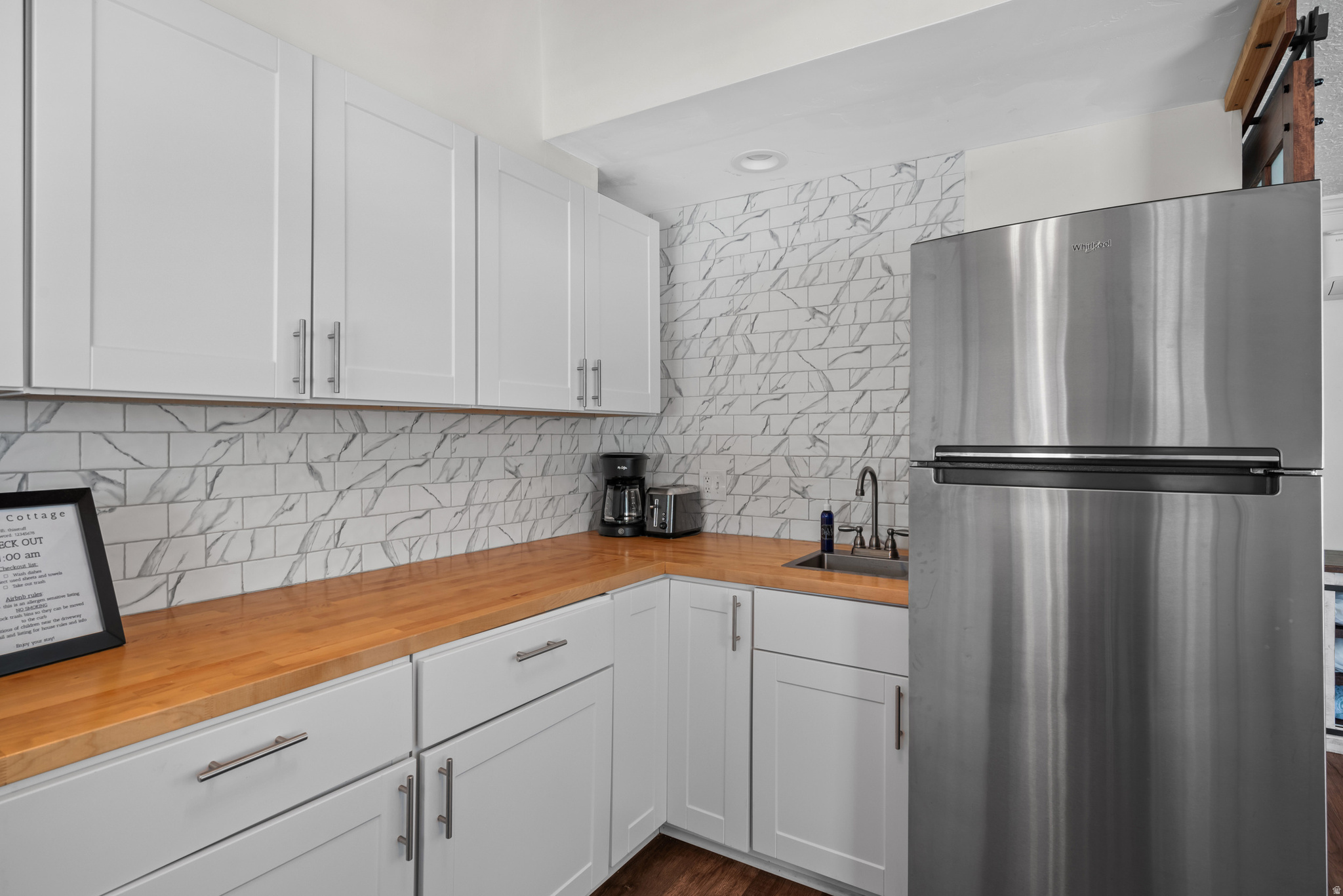 NORTH UNIVERSITY - Residential