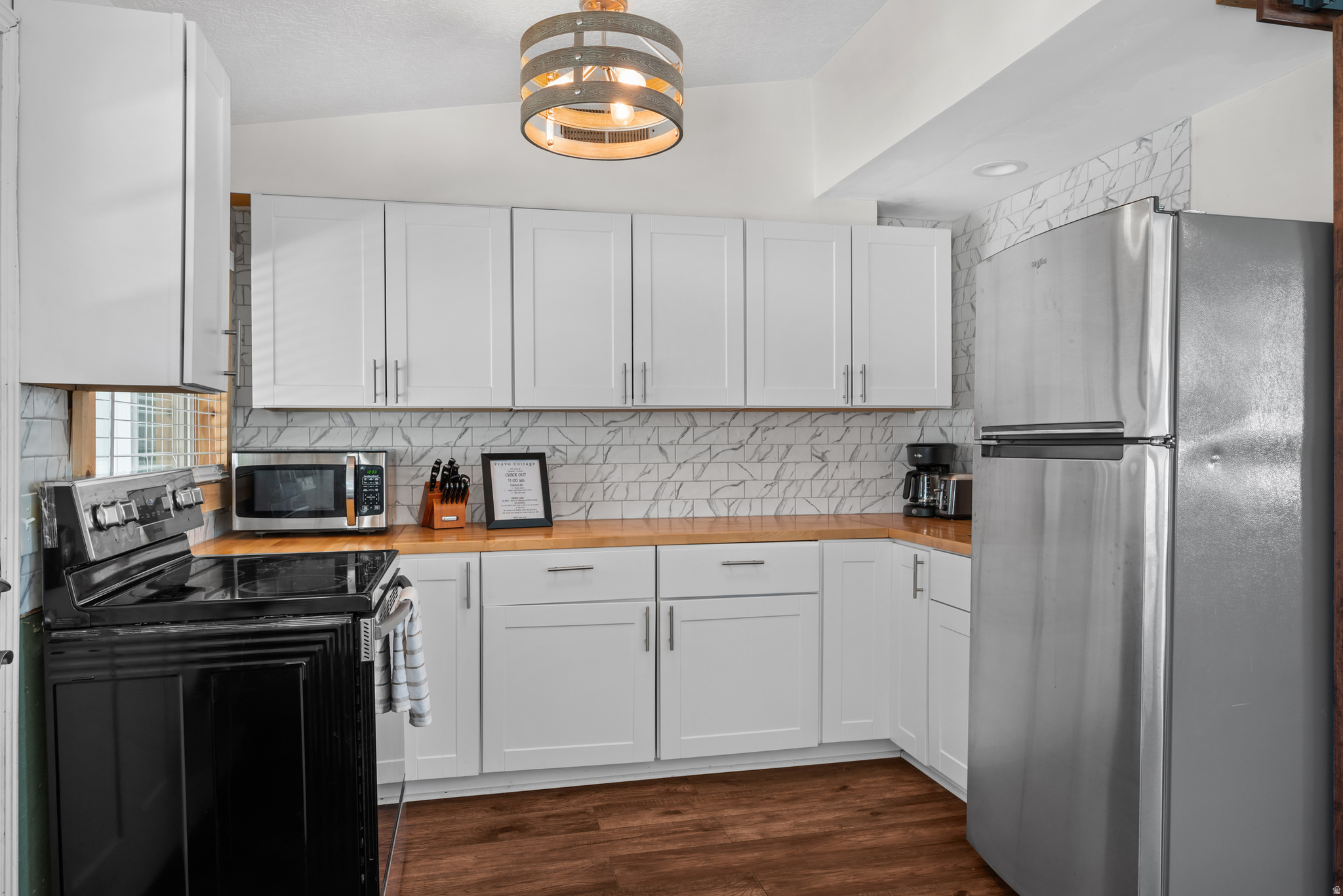 NORTH UNIVERSITY - Residential
