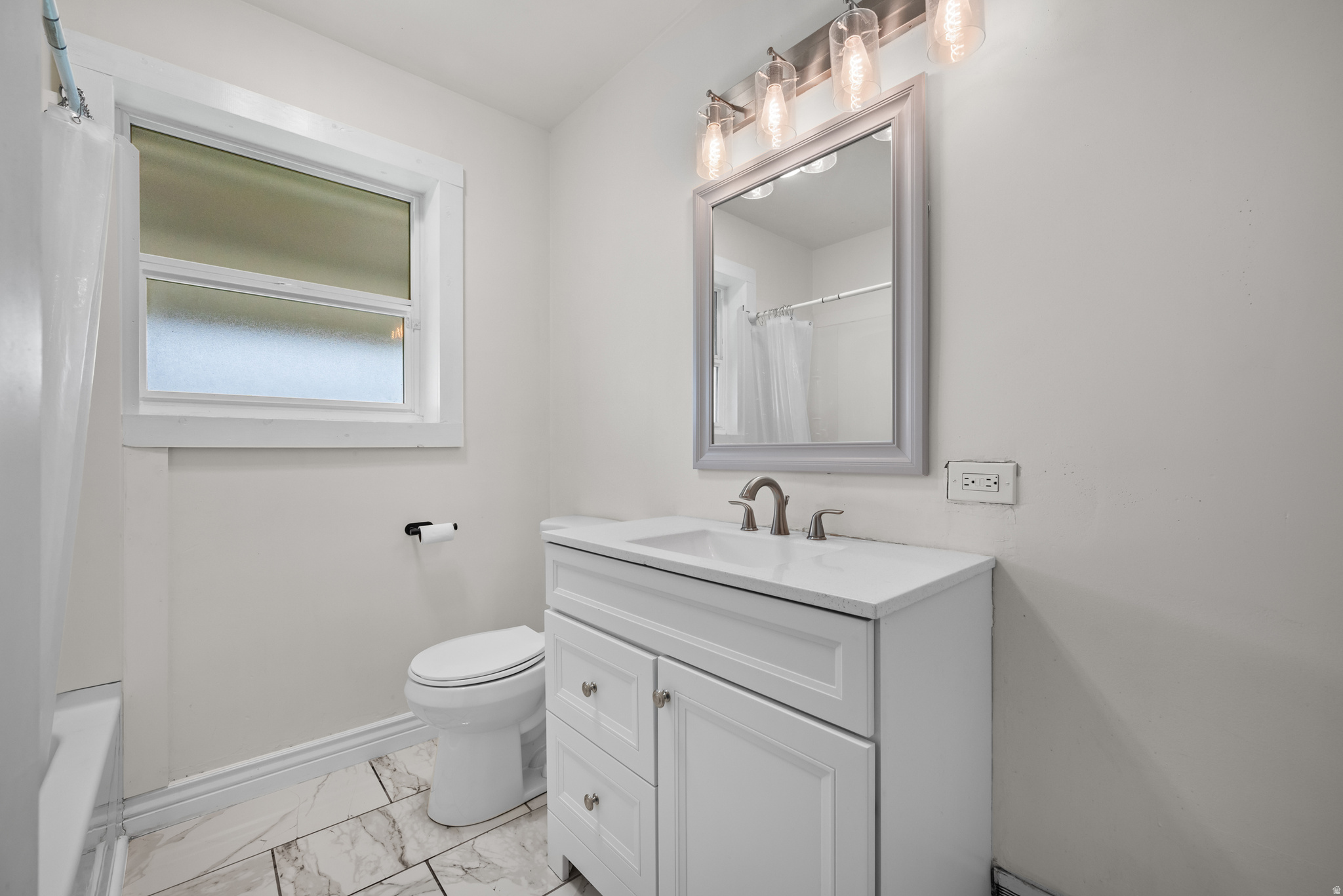 NORTH UNIVERSITY - Residential