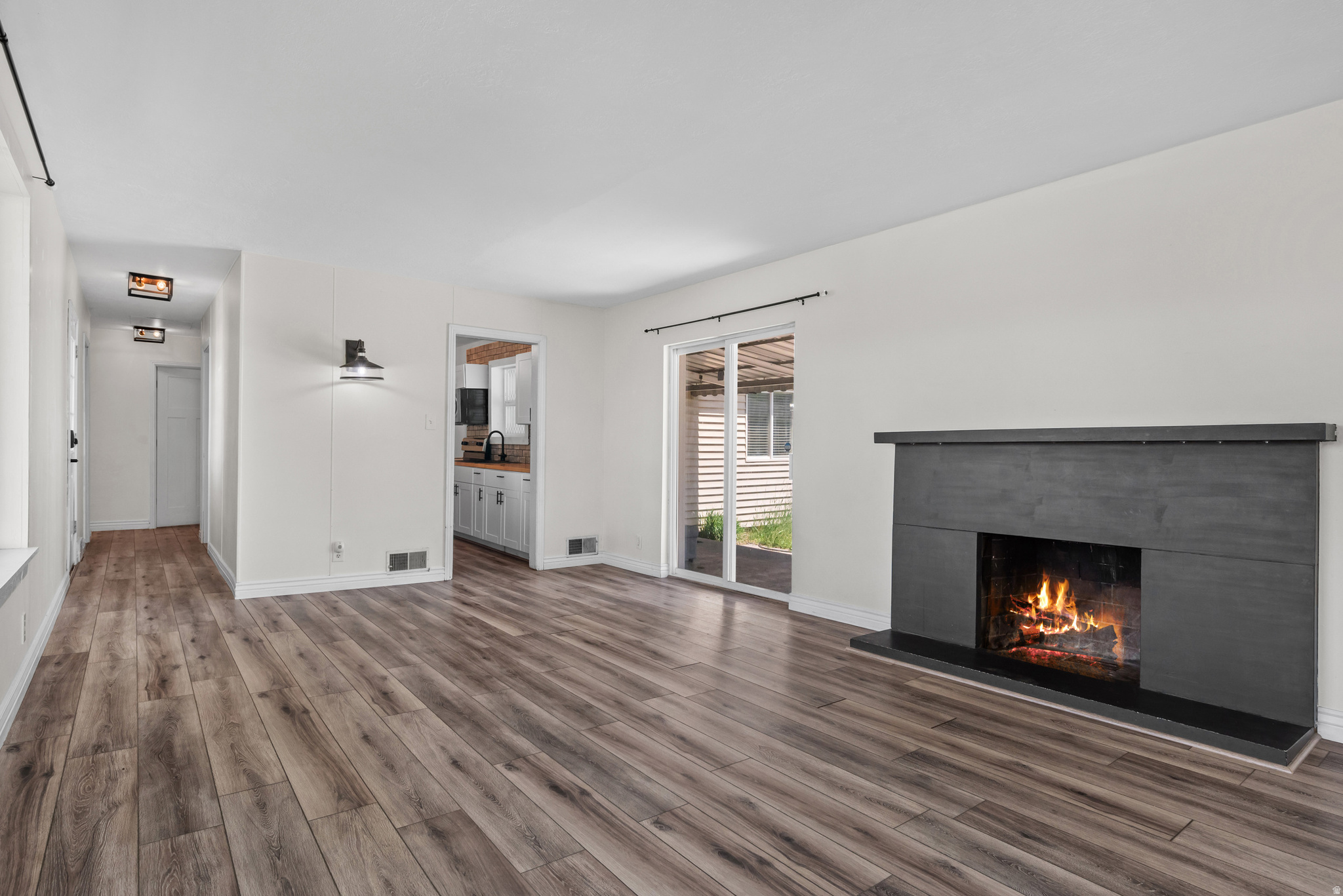 NORTH UNIVERSITY - Residential