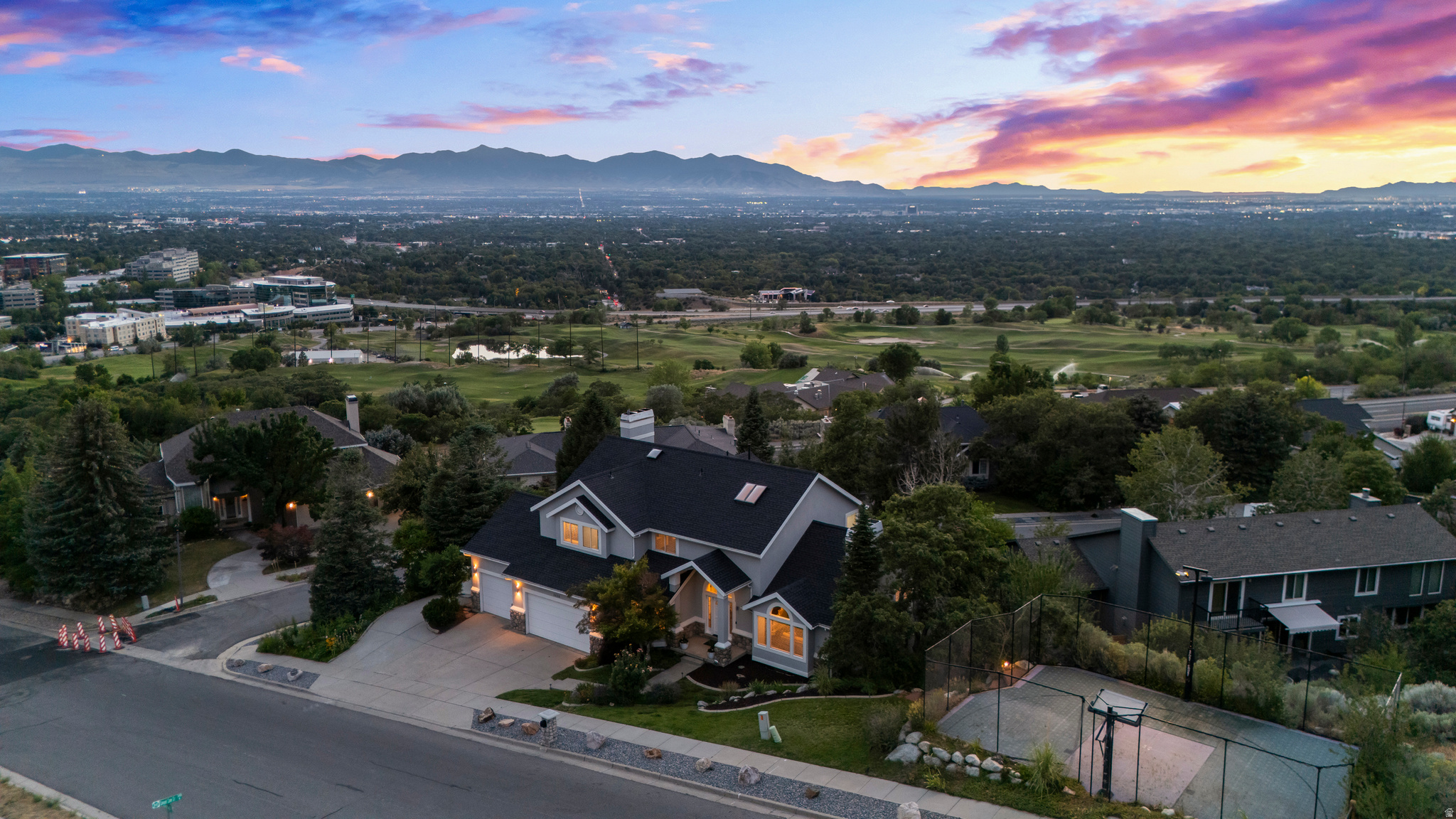 CANYON COVE - Residential