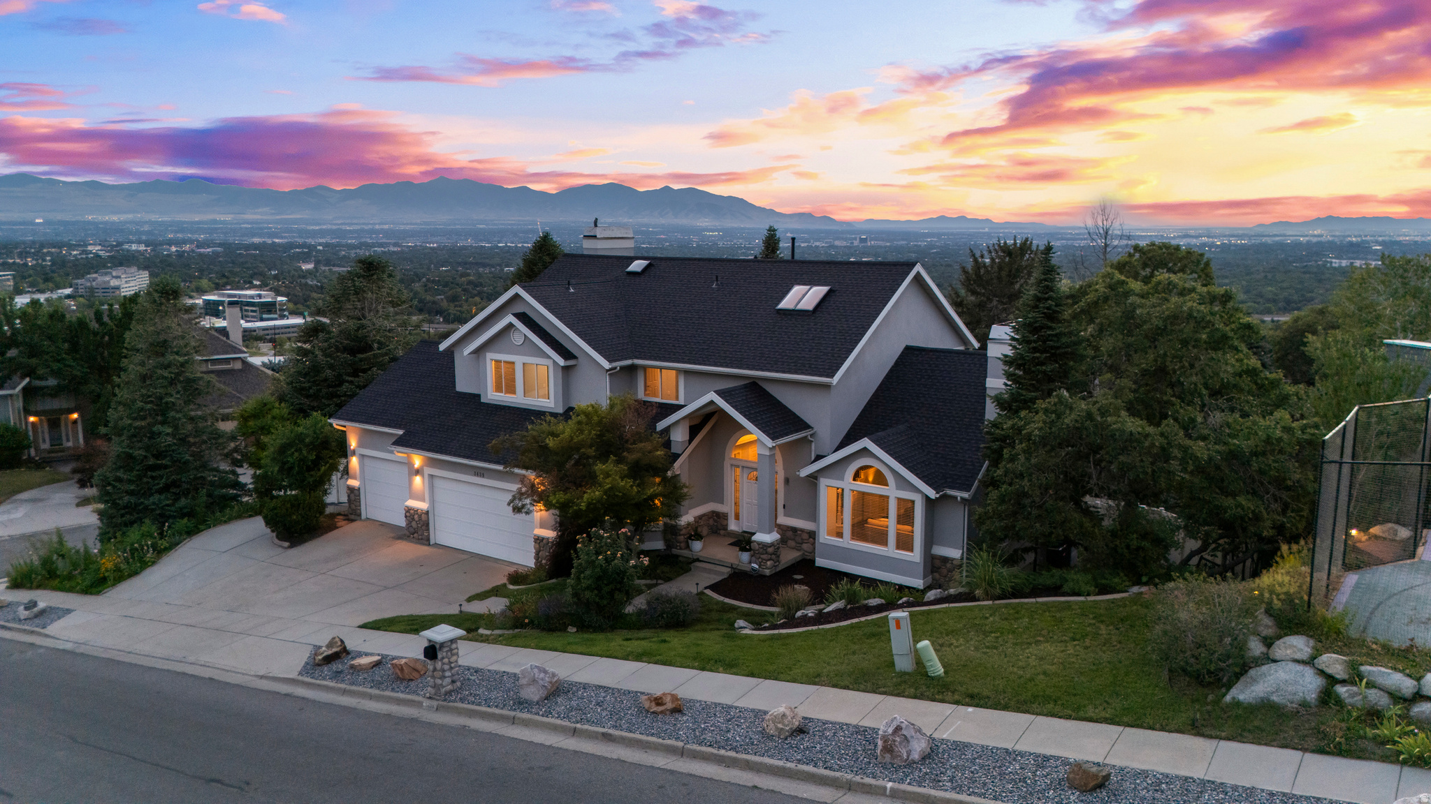 CANYON COVE - Residential