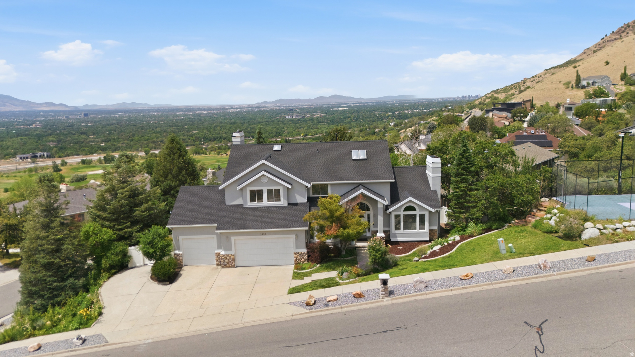 CANYON COVE - Residential