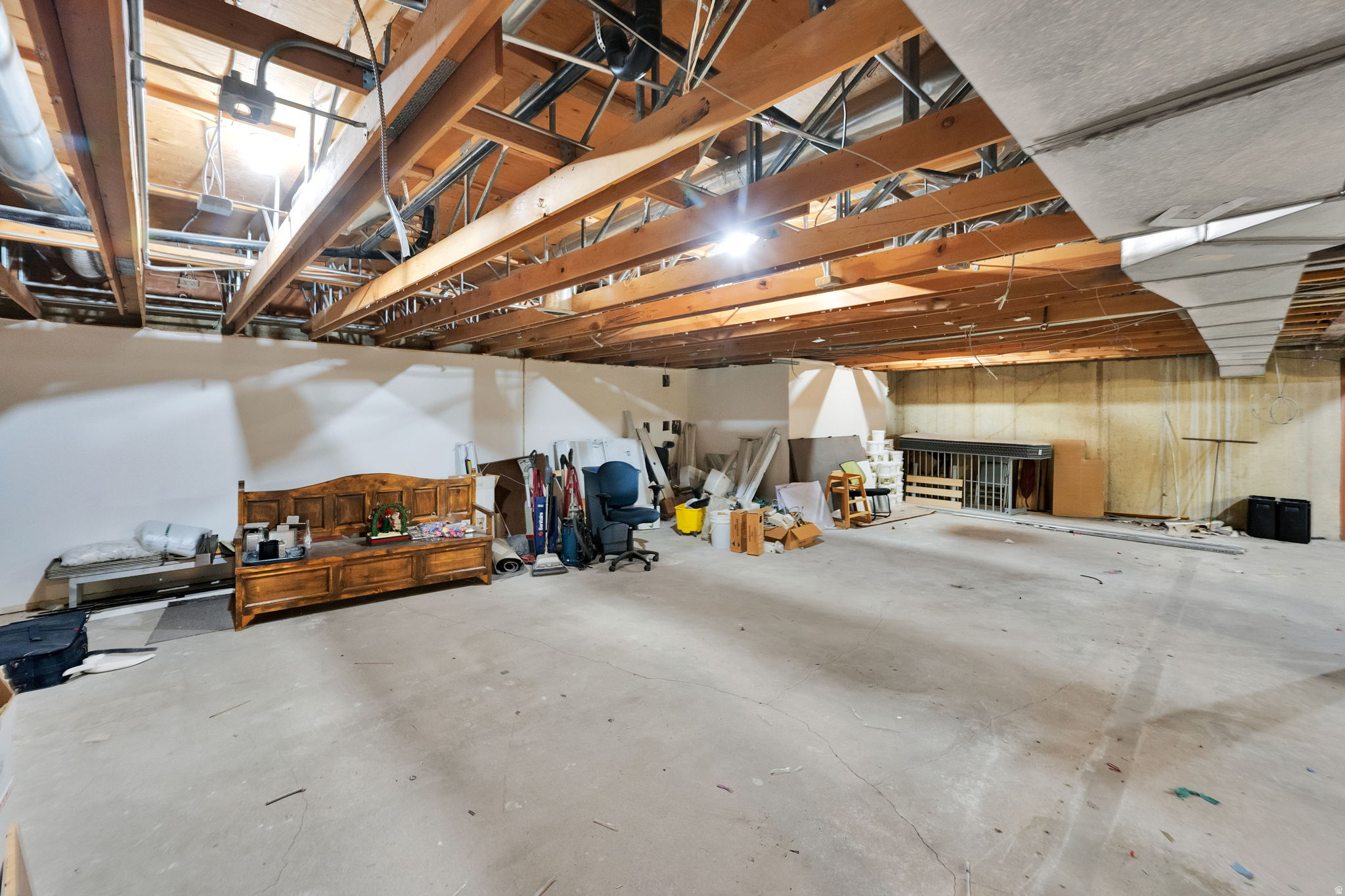 CARILLON SQUARE - Commercial Sale