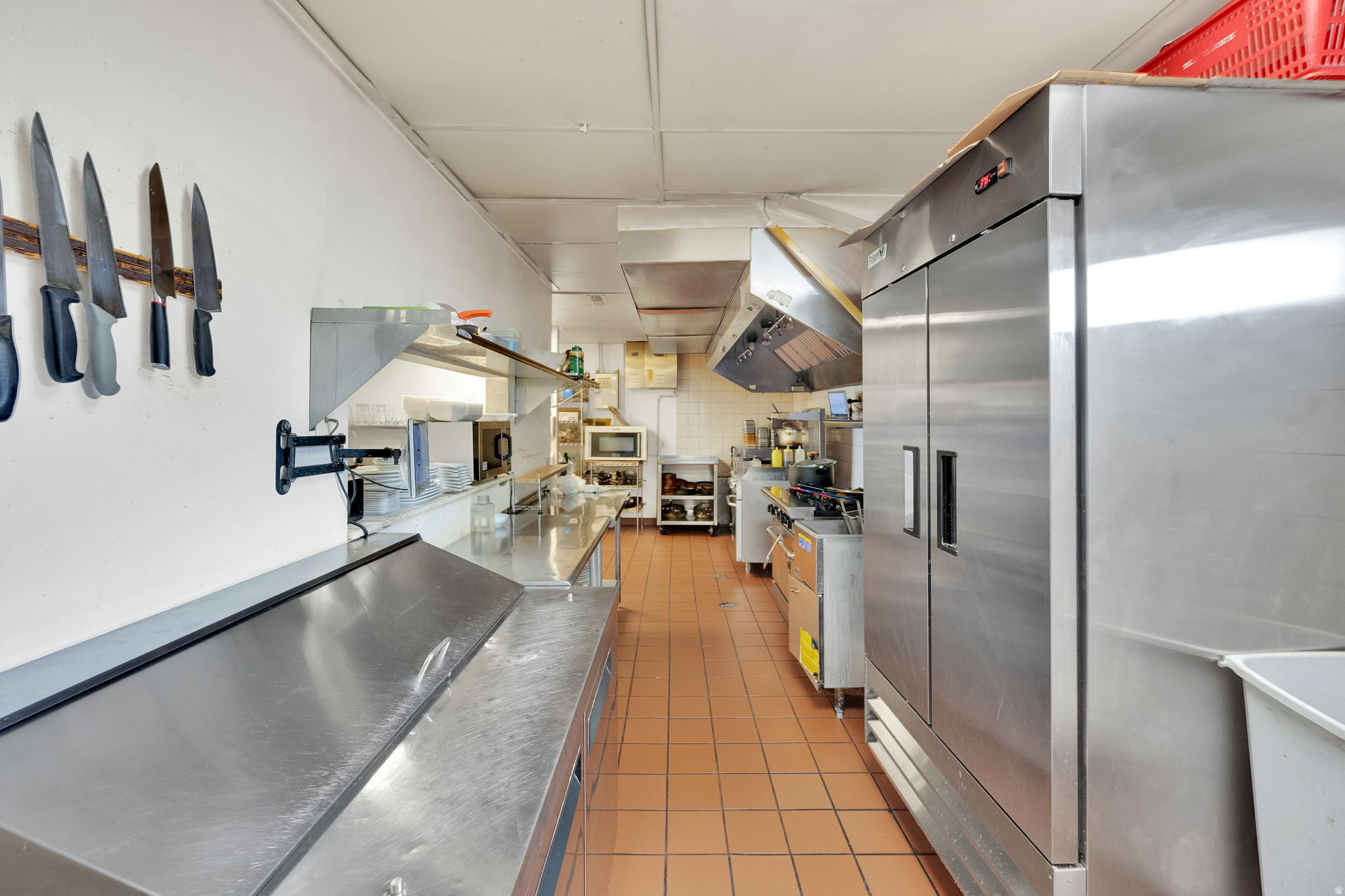 CARILLON SQUARE - Commercial Sale