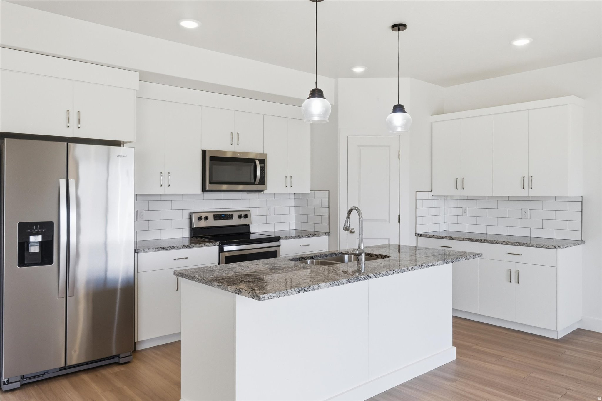 ELK MOUNTAIN - Residential