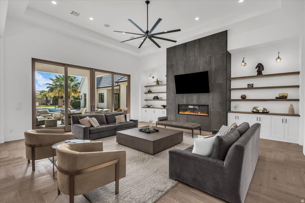 MEADOW VALLEY FARMS PH 11 - Residential