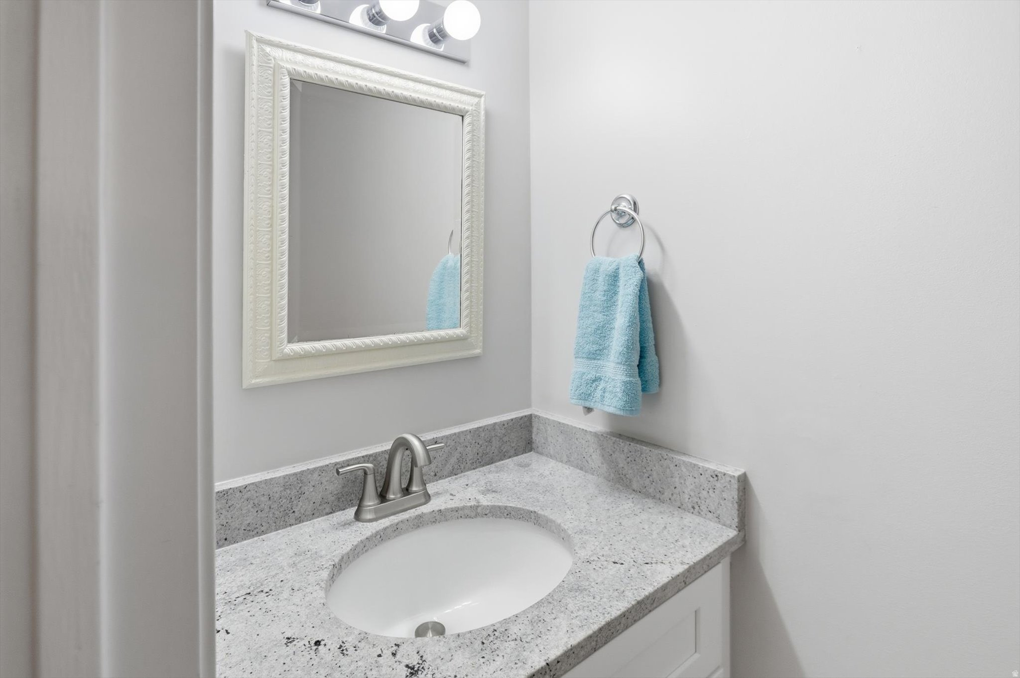 ROYAL OAKS - Residential