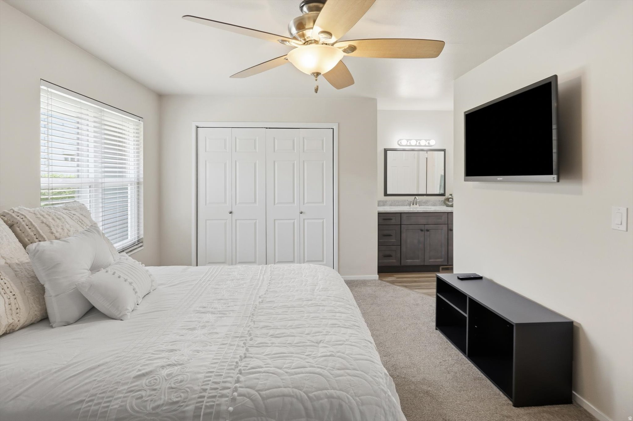 ROYAL OAKS - Residential