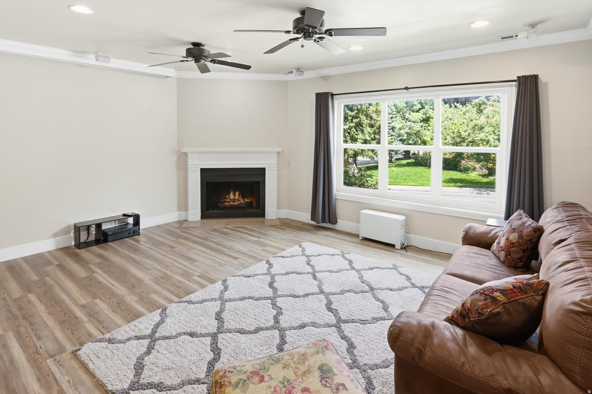 ROYAL OAKS - Residential