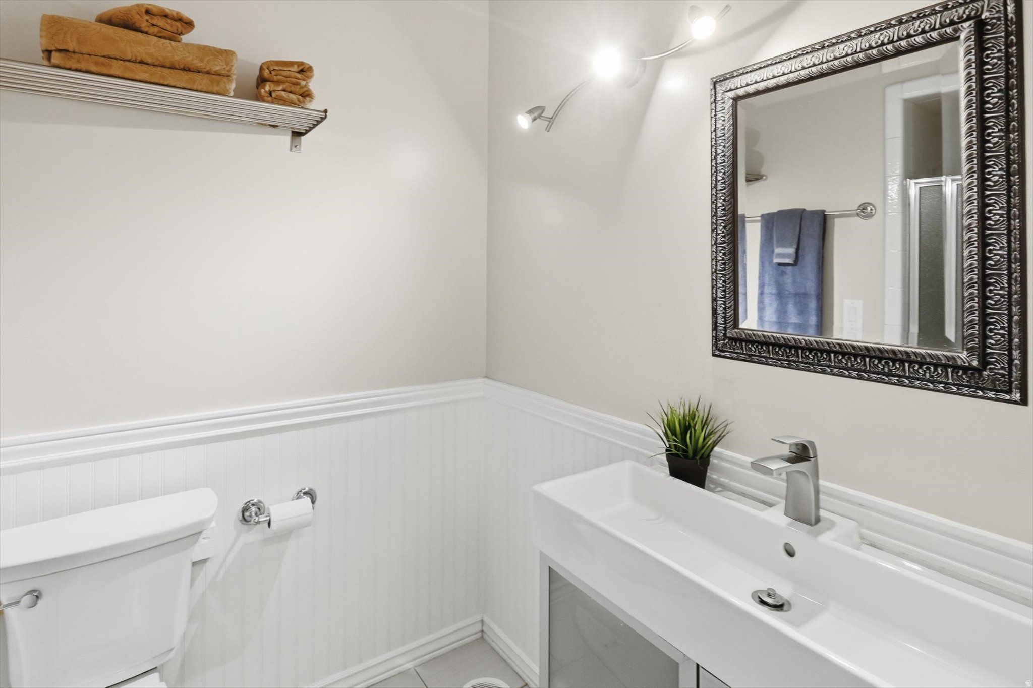 ROYAL OAKS - Residential
