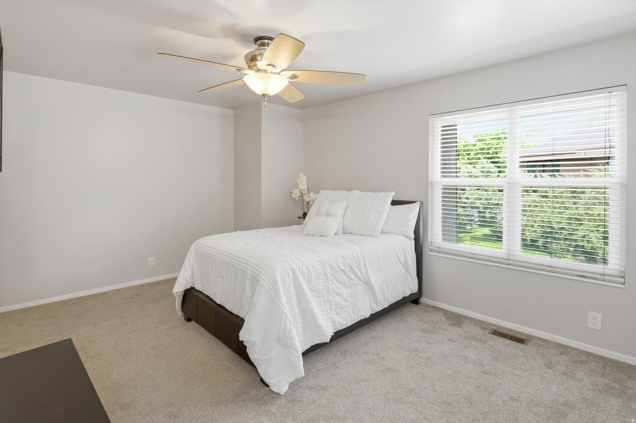 ROYAL OAKS - Residential
