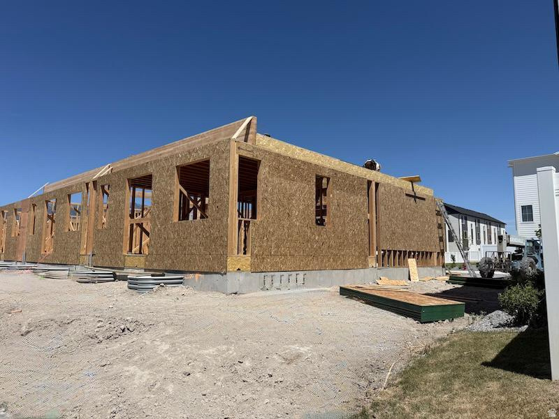 TOWNS AT BRYLEE FARMS - Residential