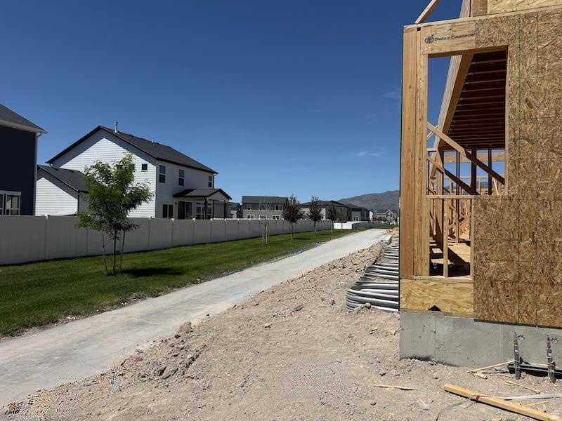TOWNS AT BRYLEE FARMS - Residential