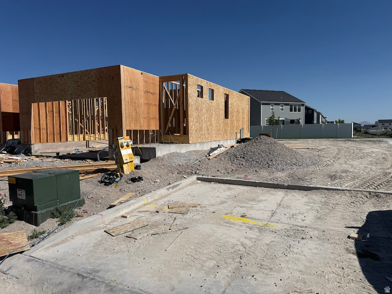 TOWNS AT BRYLEE FARMS - Residential