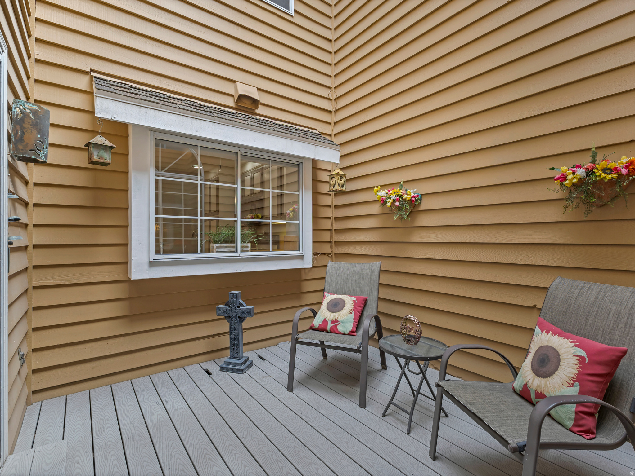 SHADYBROOK CONDM - Residential