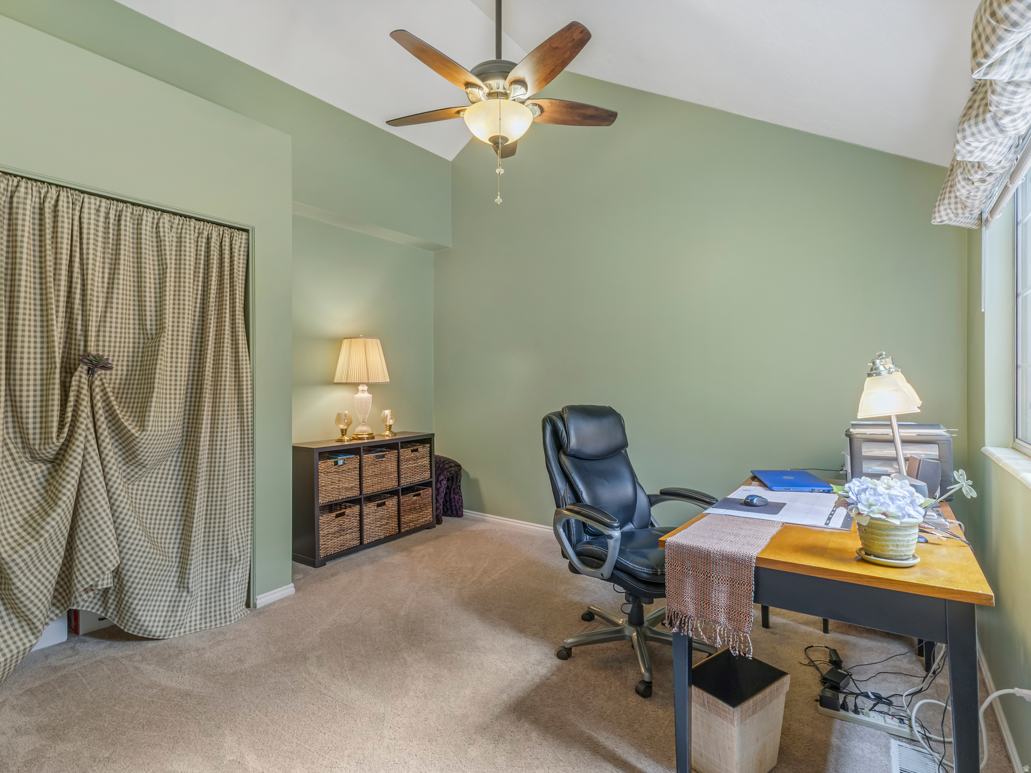 SHADYBROOK CONDM - Residential