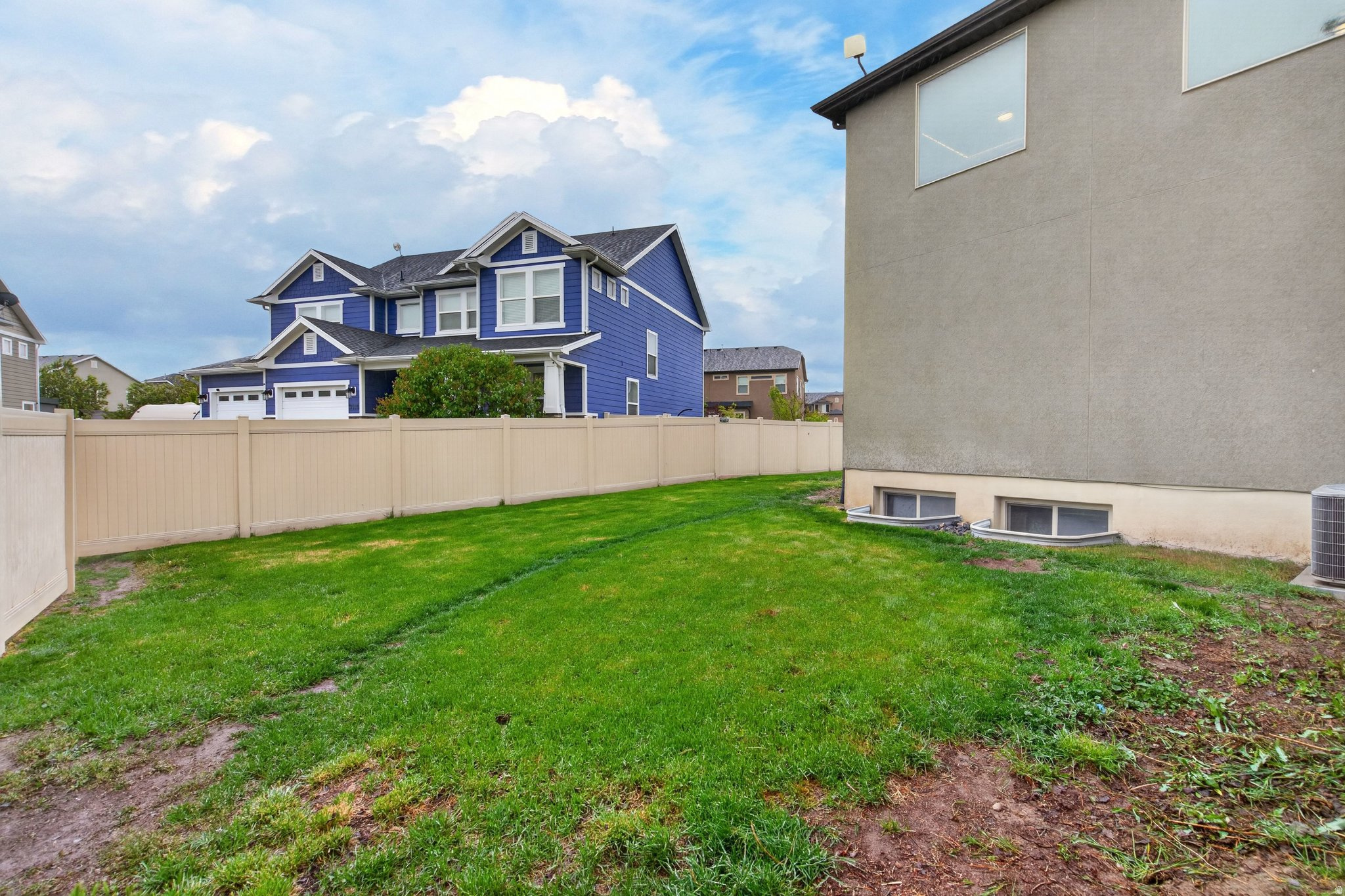 JORDAN WILLOWS II - Residential