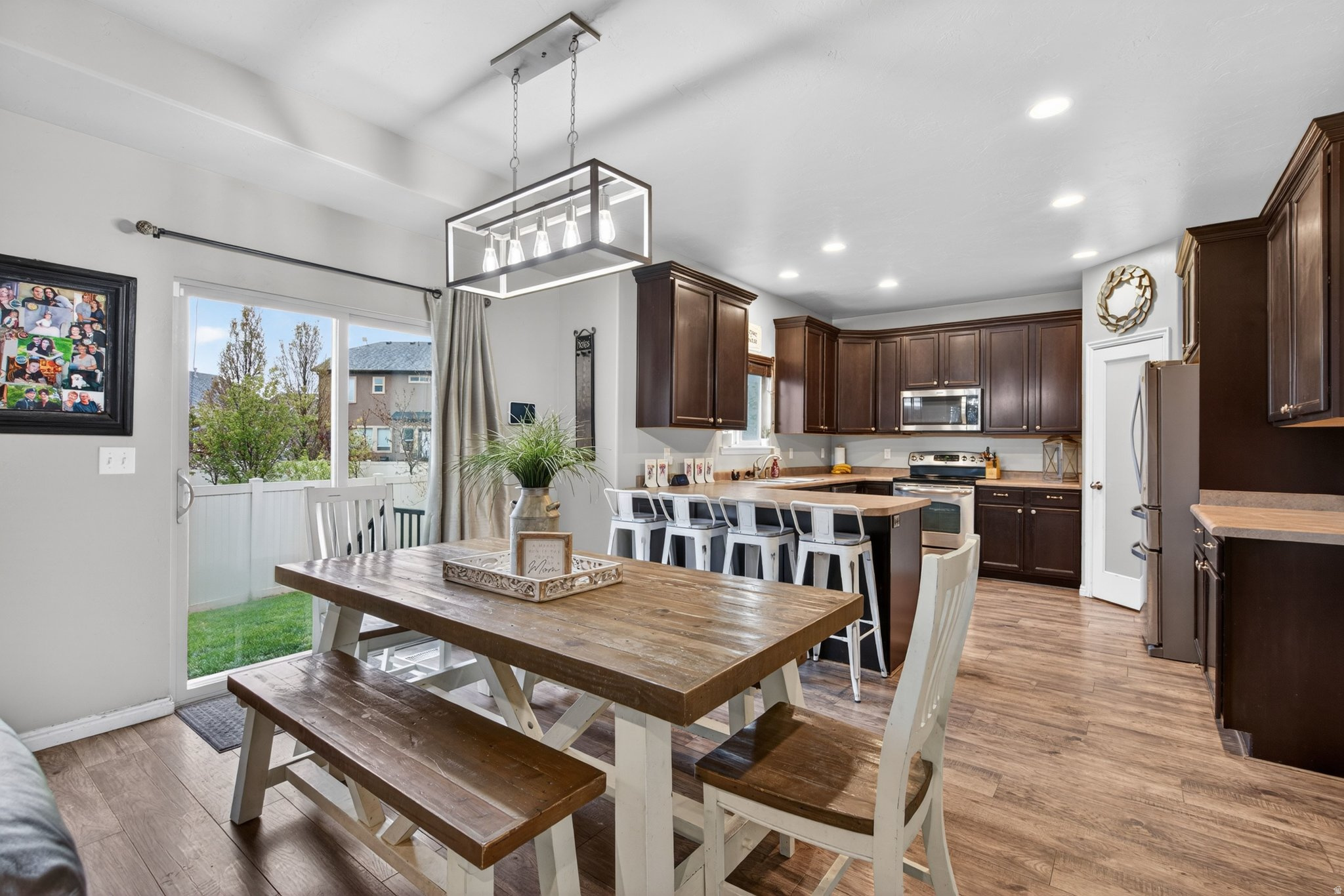 JORDAN WILLOWS II - Residential