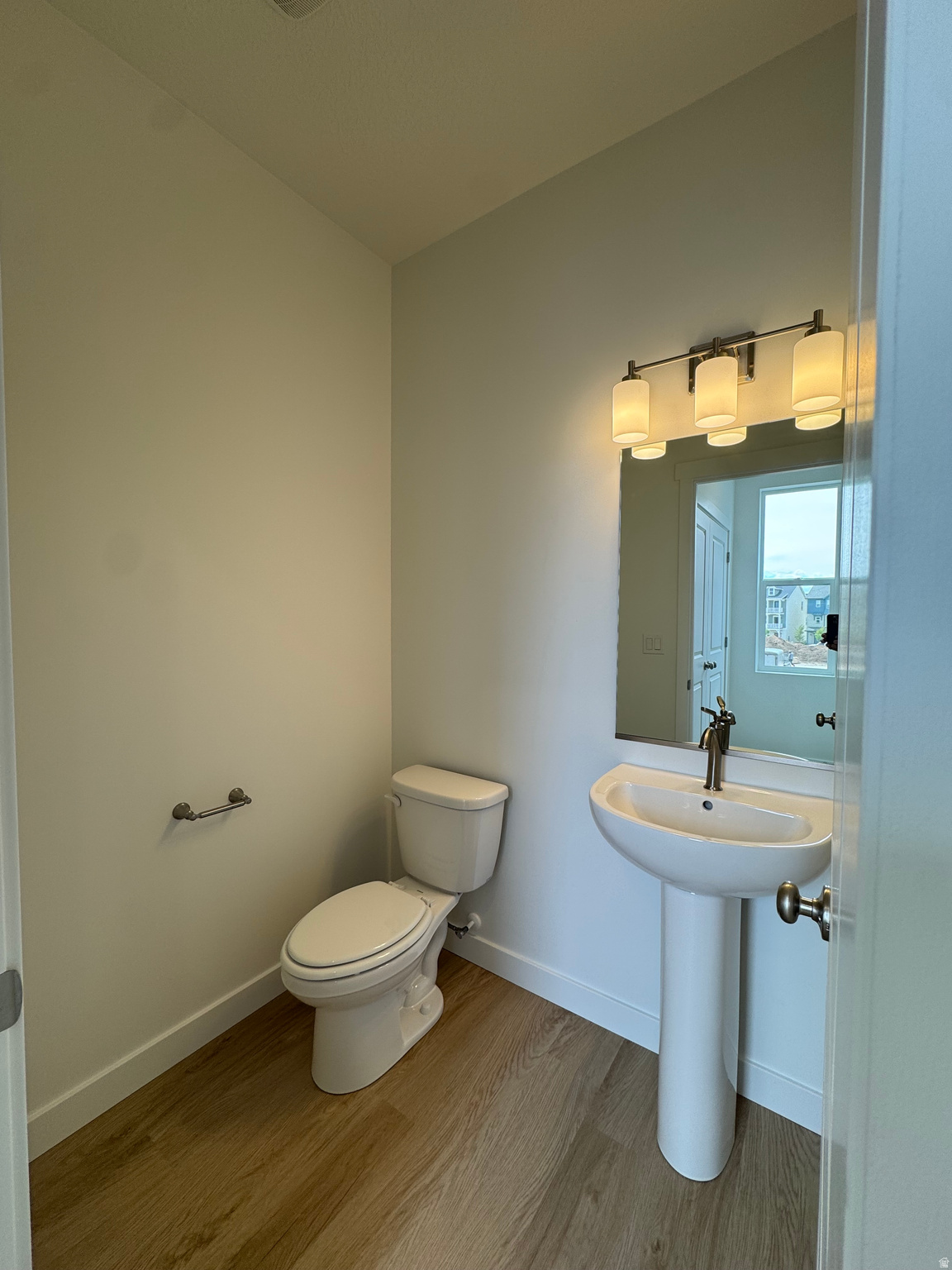 TRAILSIDE - Residential