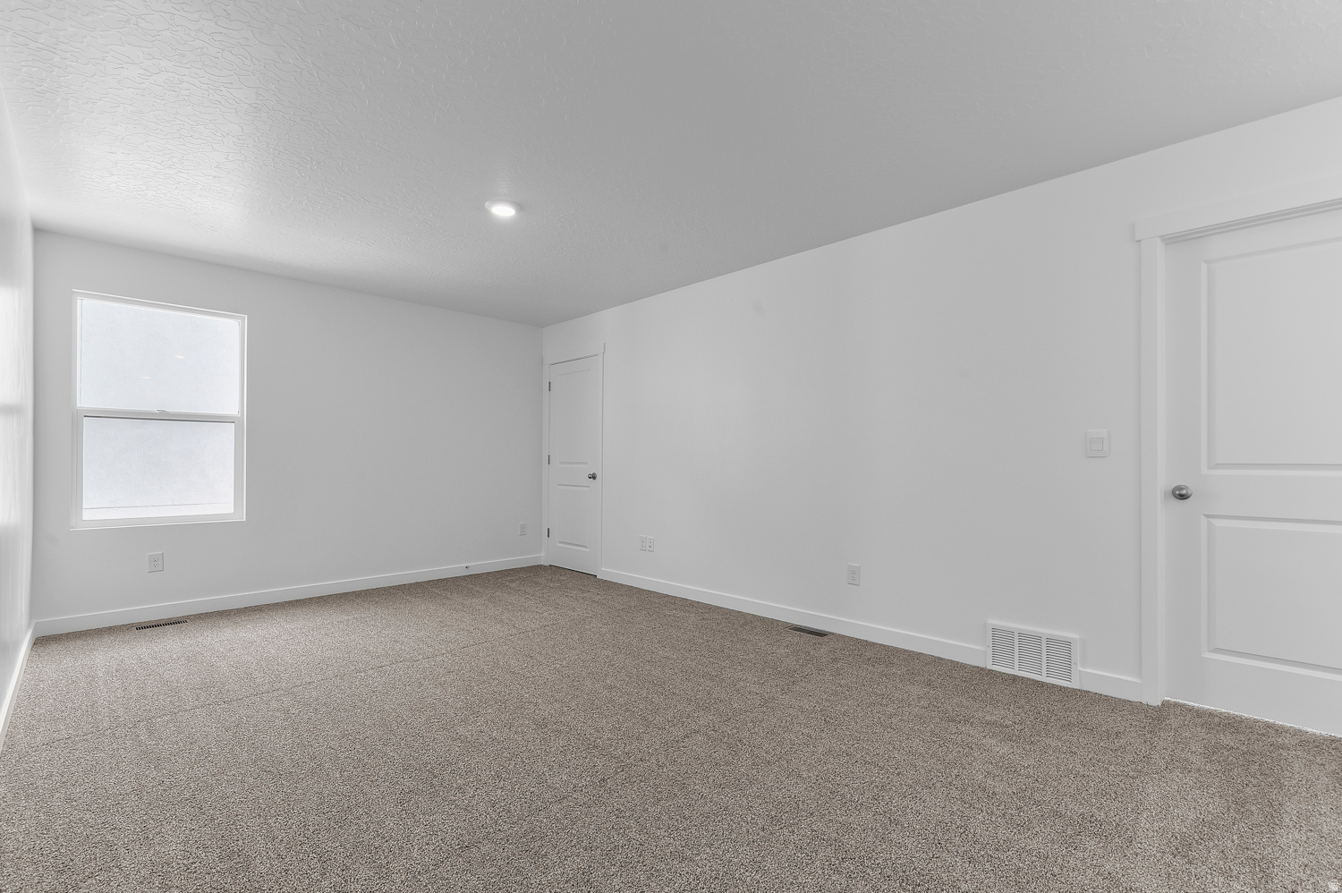INVERNESS BY D.R. HORTON - Residential