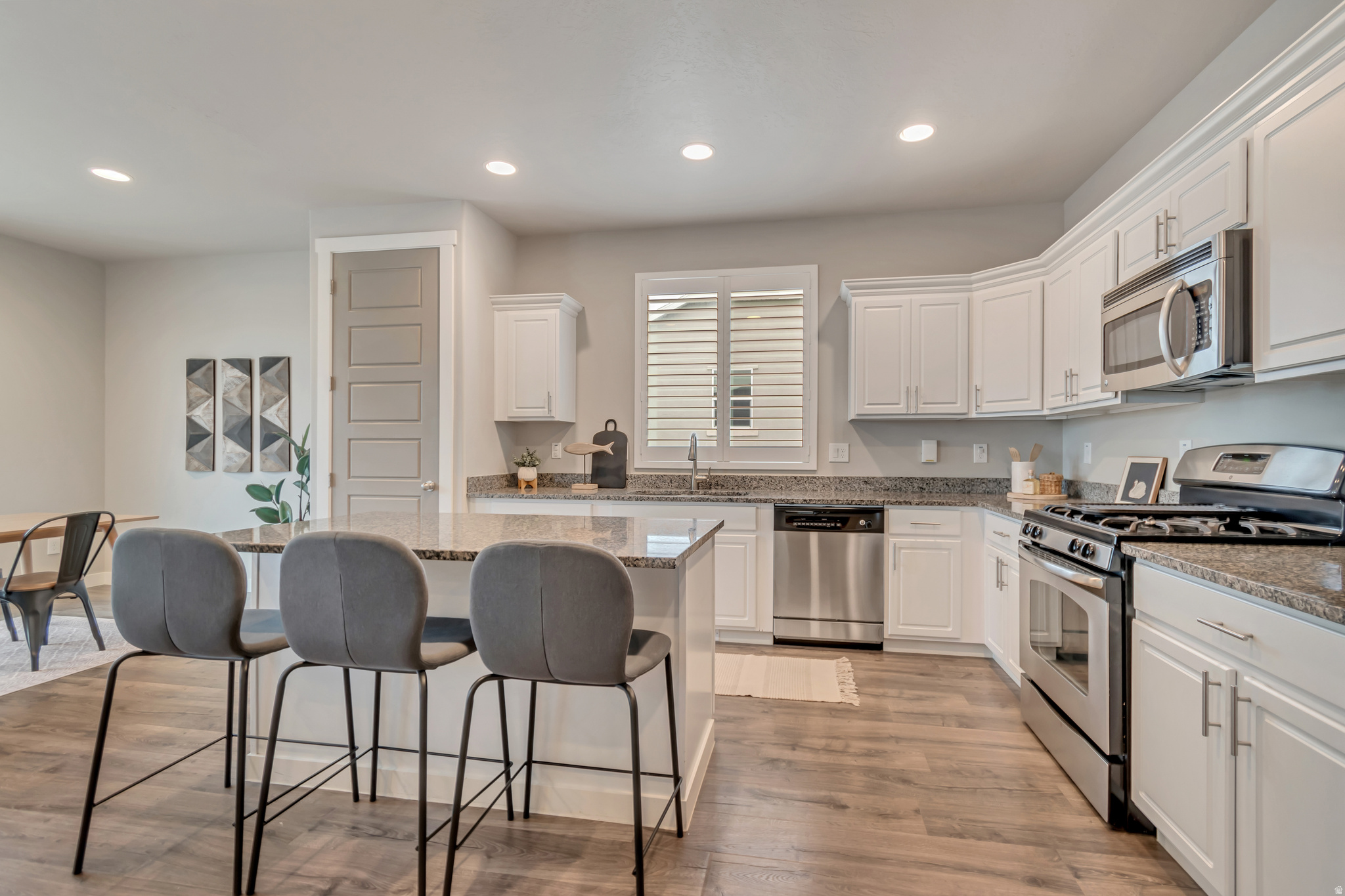 ECHO RIDGE HOMEOWNER - Residential