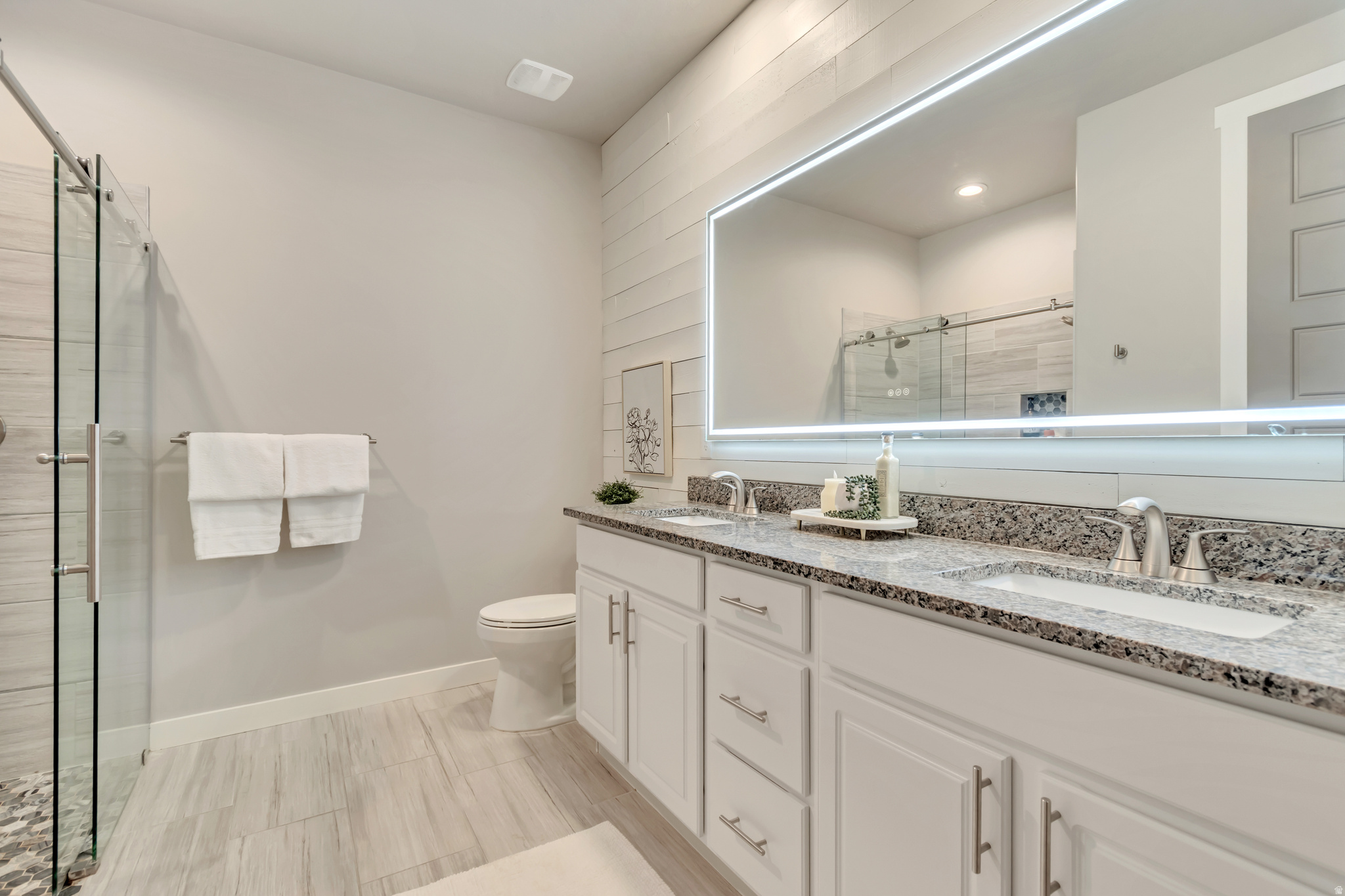 ECHO RIDGE HOMEOWNER - Residential