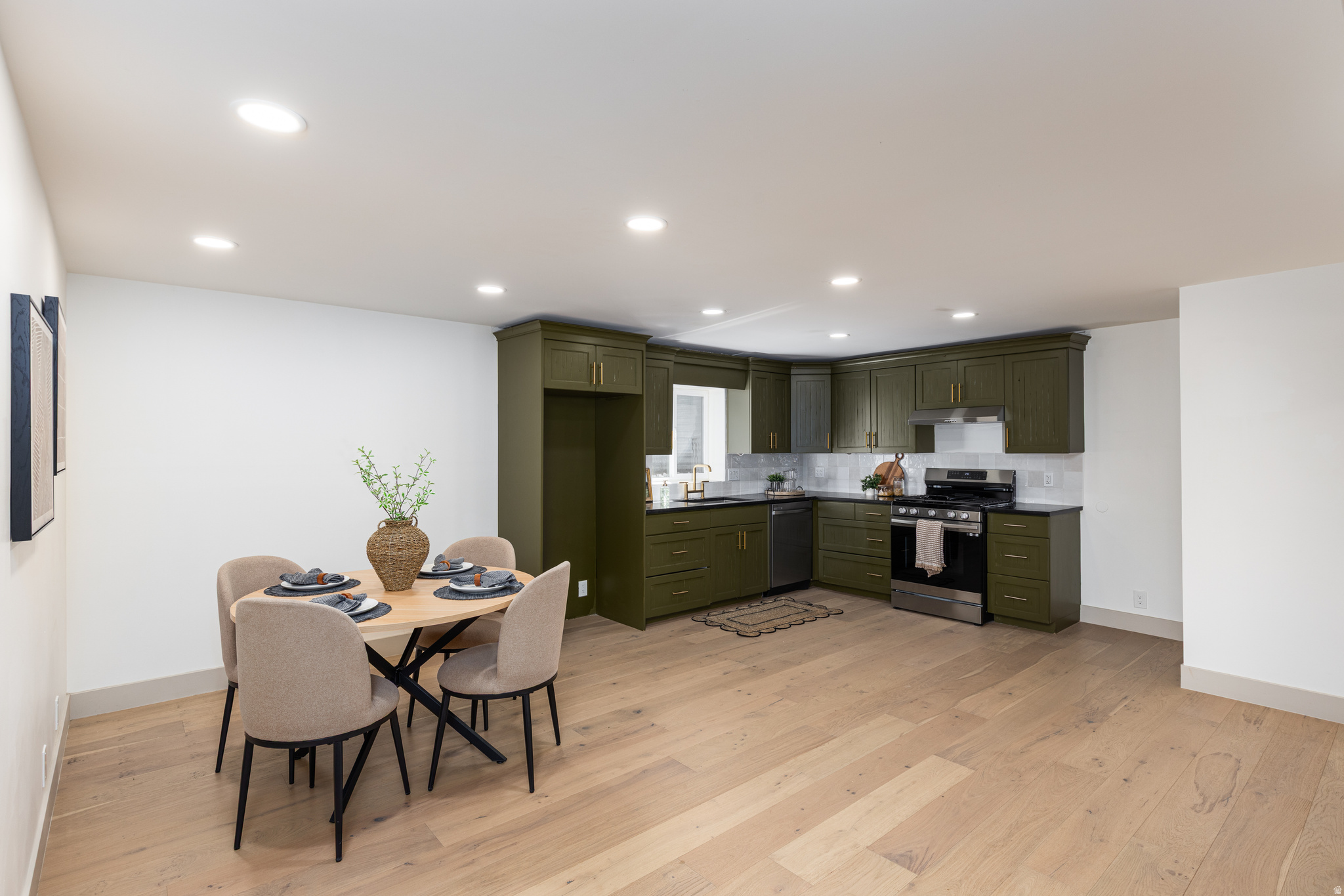 BRIGHTON HILLS - Residential