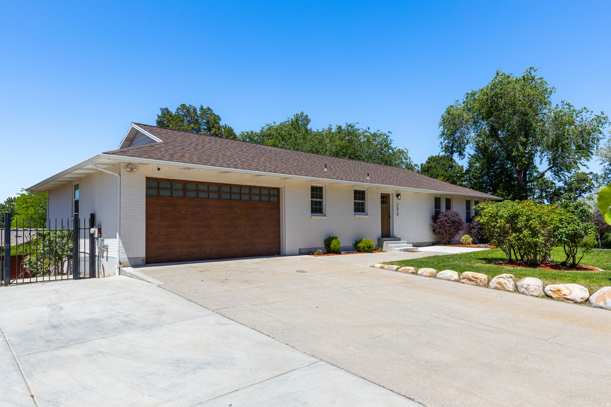 BRIGHTON HILLS - Residential