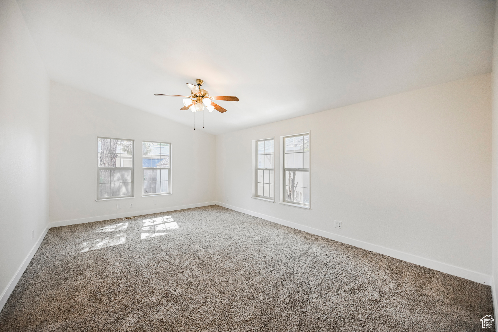 MOUNTAIN VIEW EST SUB - Residential