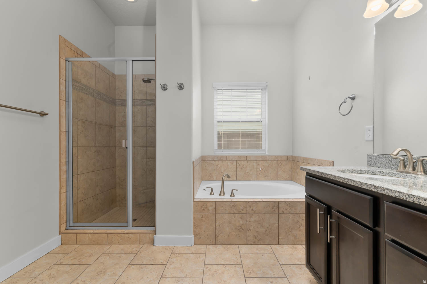 KENNECOTT - Residential