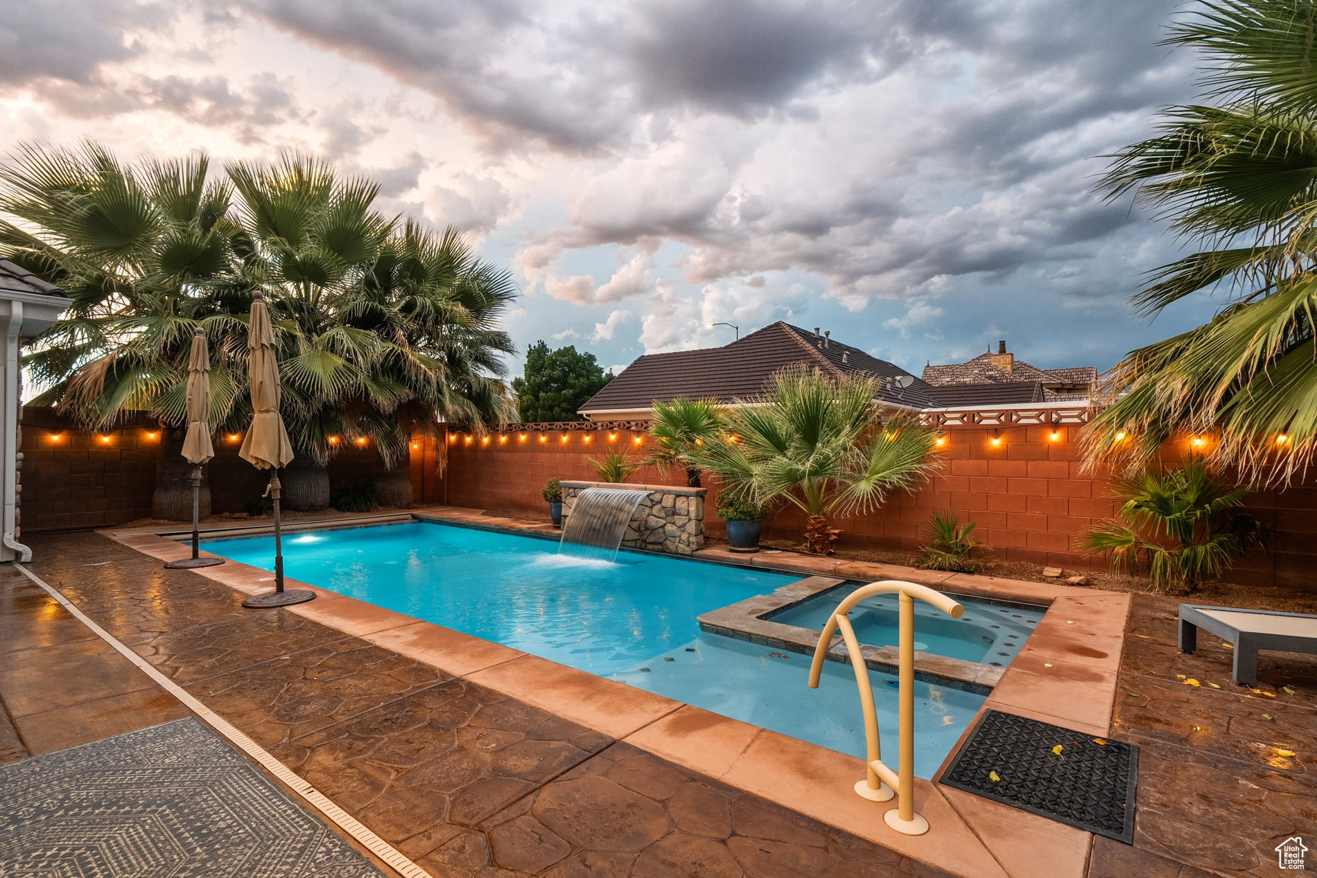 COX LANDING - Residential