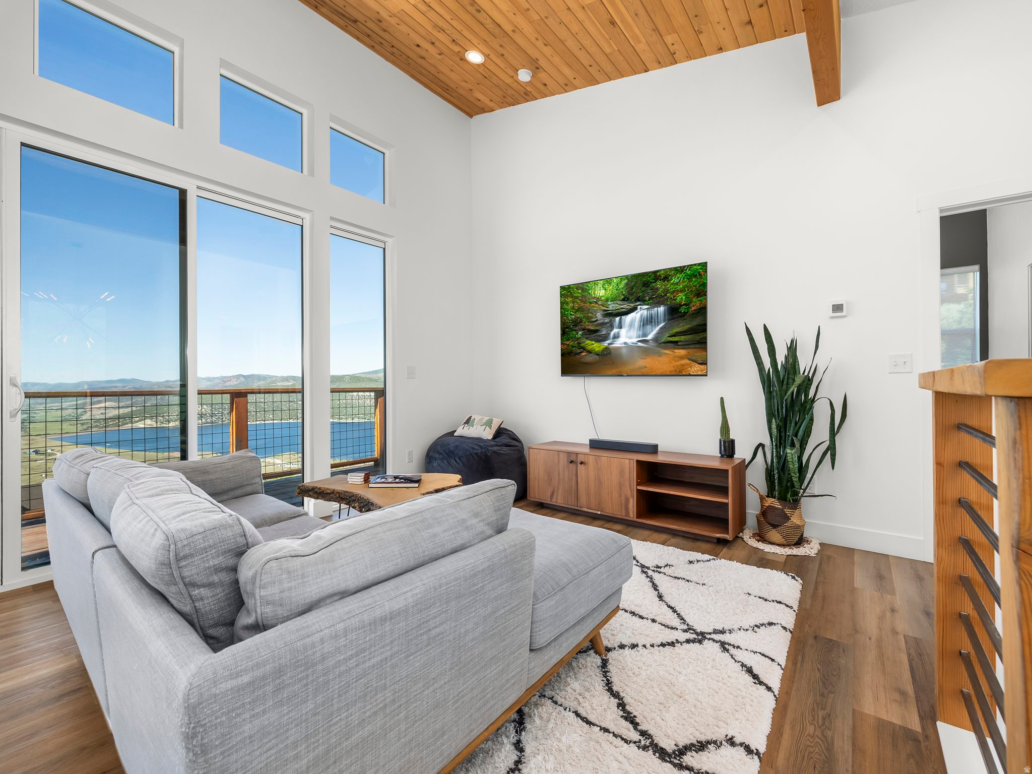 LAKE ROCKPORT ESTATES - Residential