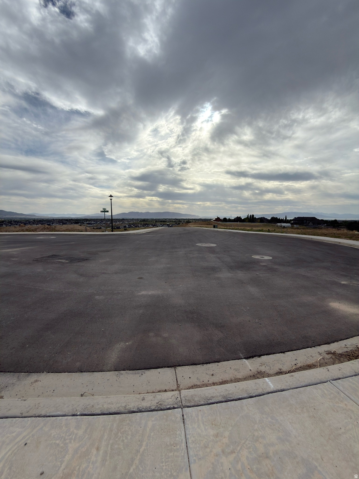MAPLETON HEIGHTS - Land